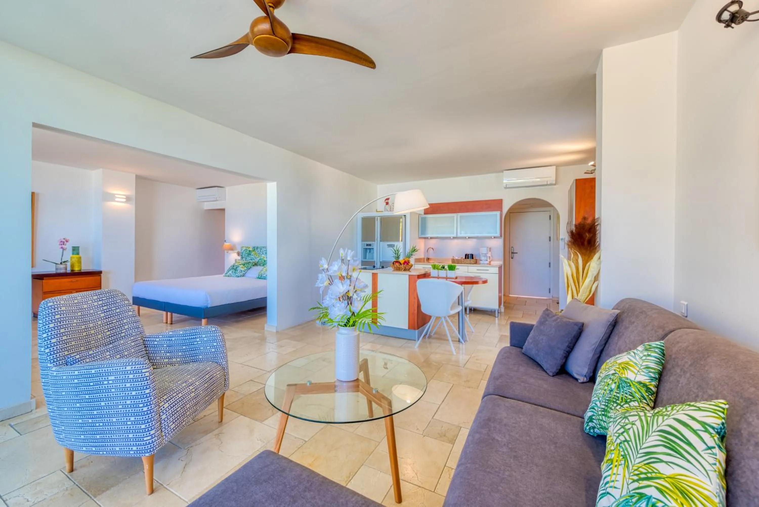 Photo of the whole room in Le Domaine Anse Marcel Beach Resort