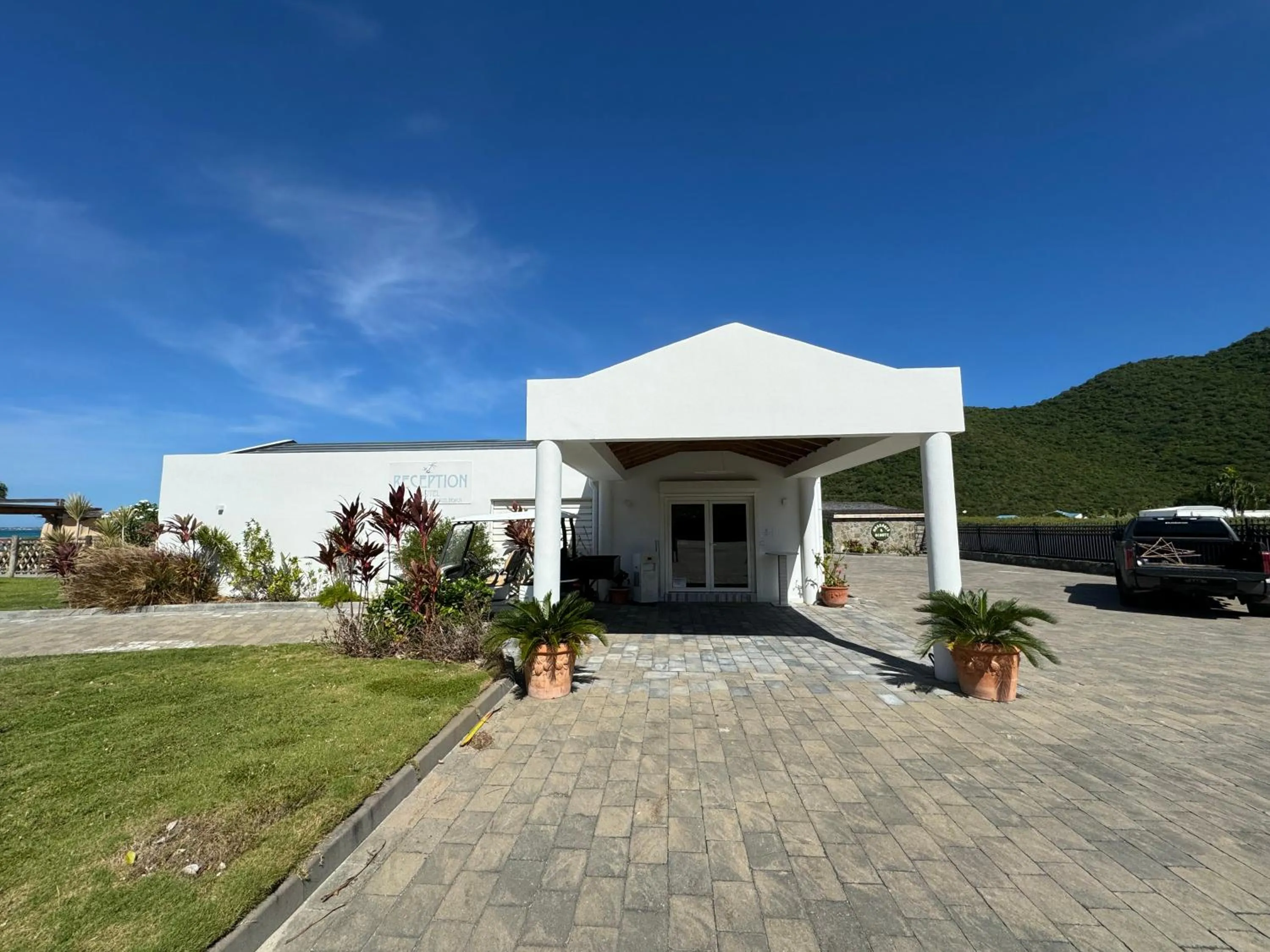 Property building in Le Domaine Anse Marcel Beach Resort