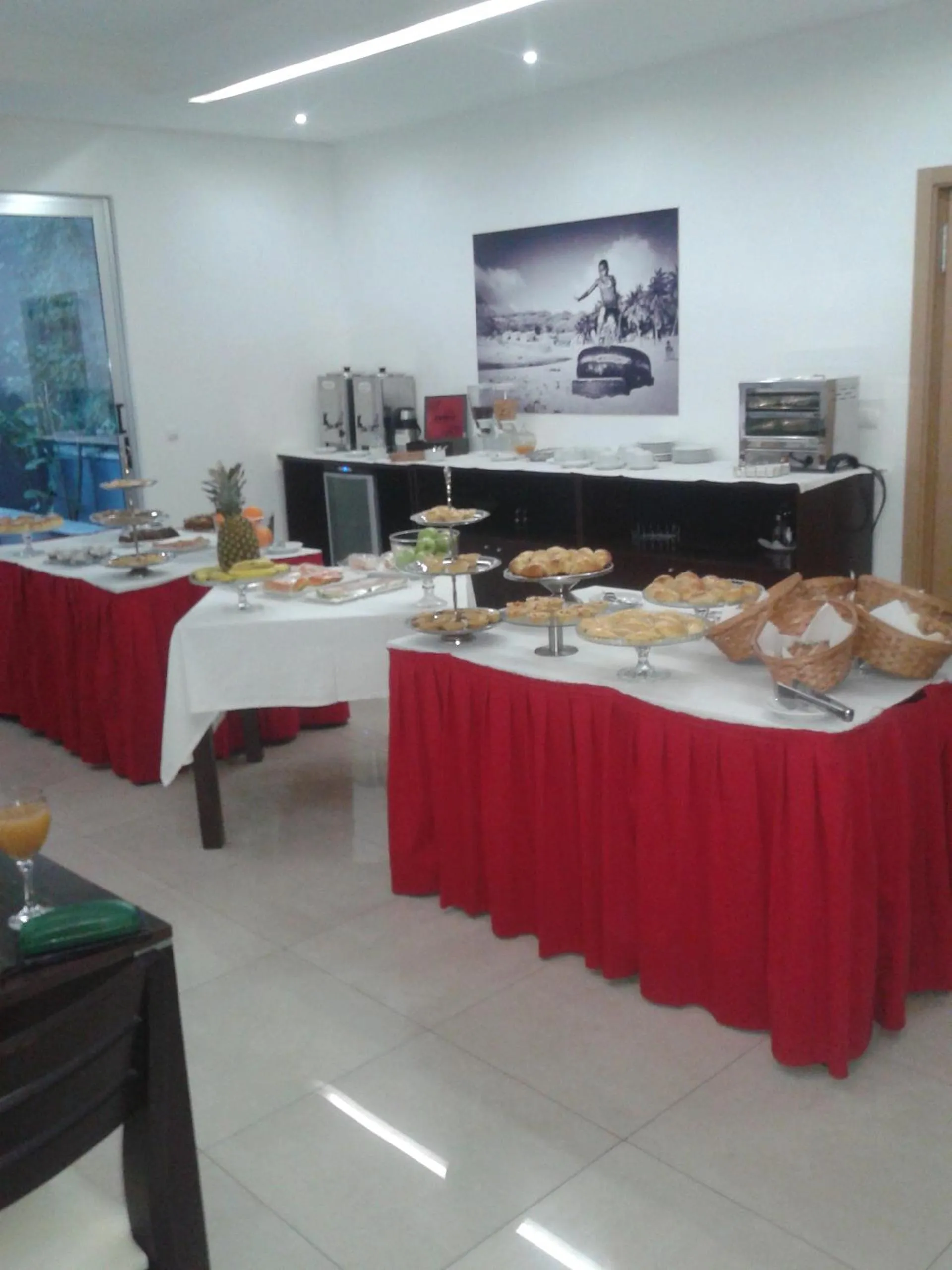 Food in Apartamentos Santiago - Praia