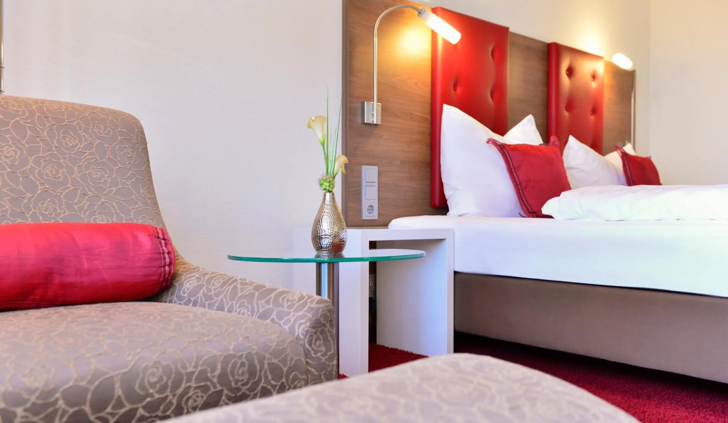 Photo of the whole room, Bed in Hotel Fuchsen