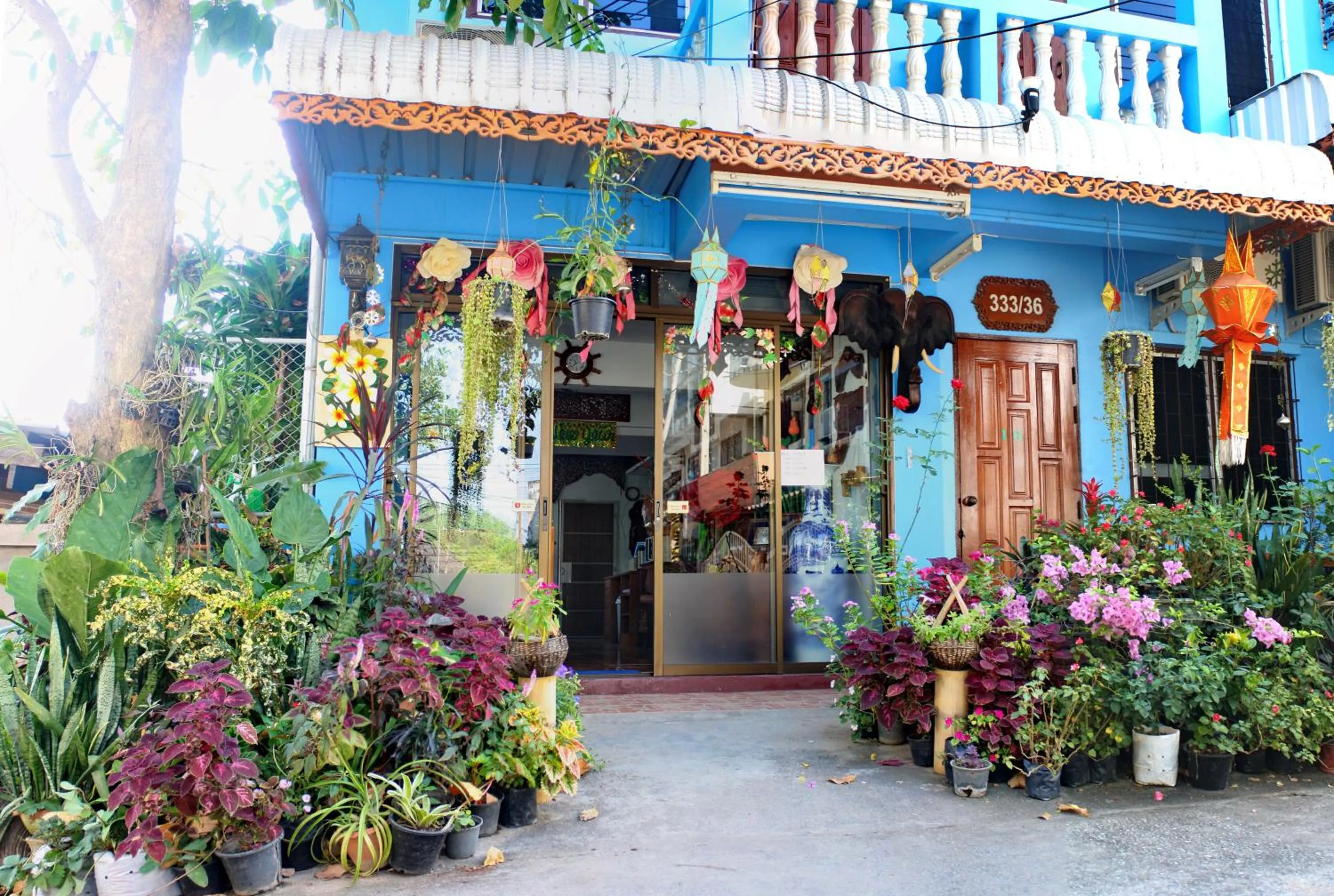 Property building in Saithong House