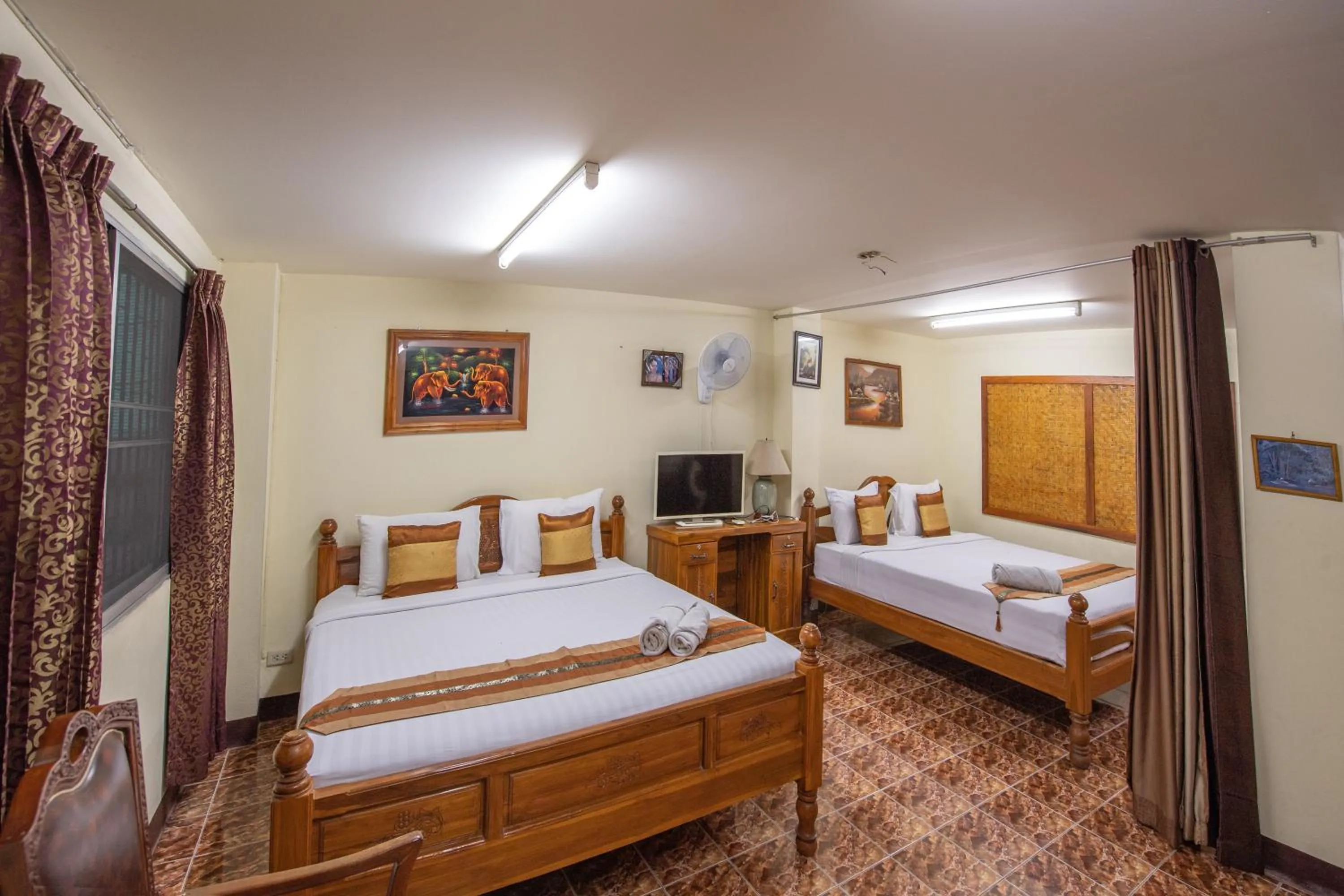 Bed in Saithong House