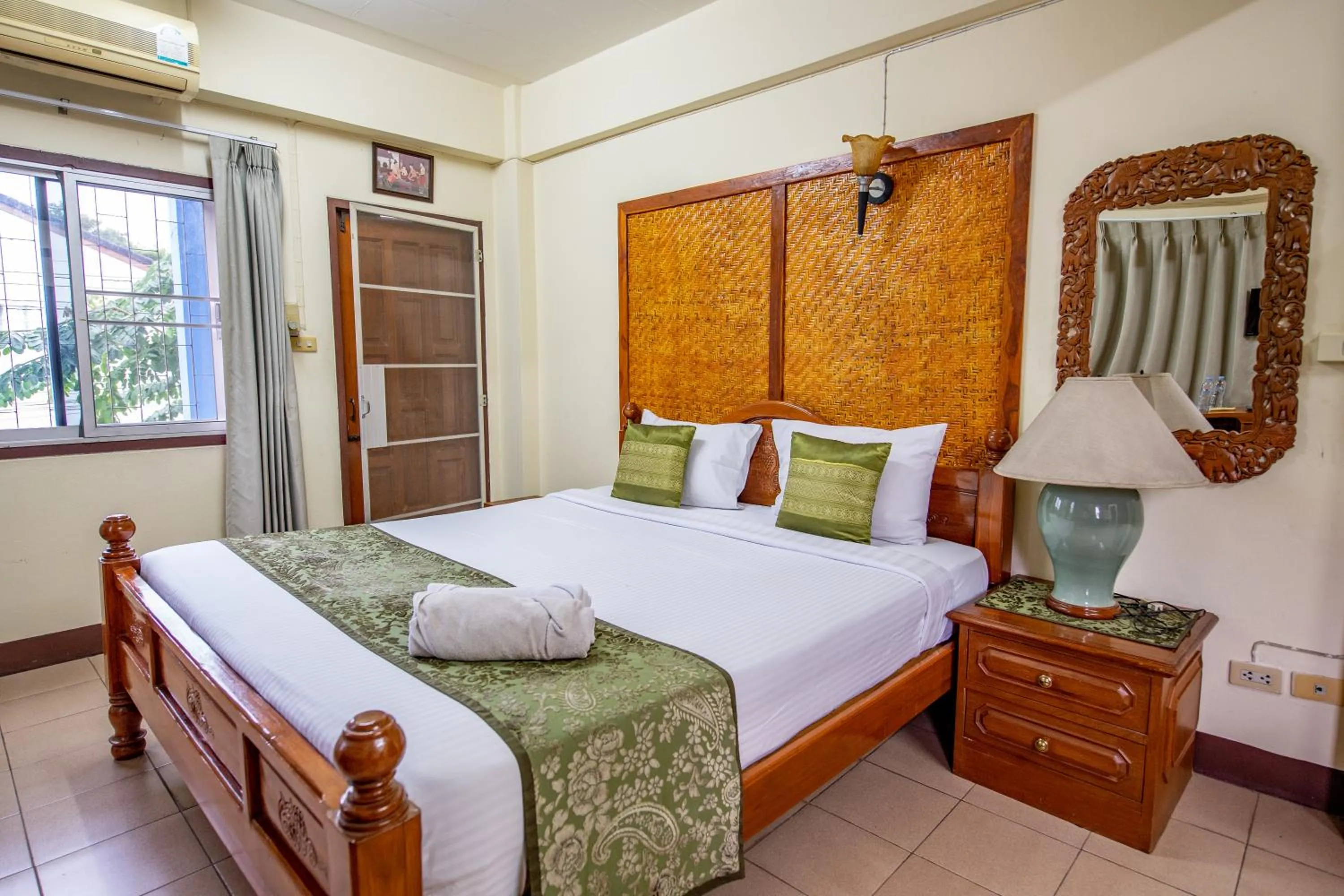 Bed in Saithong House