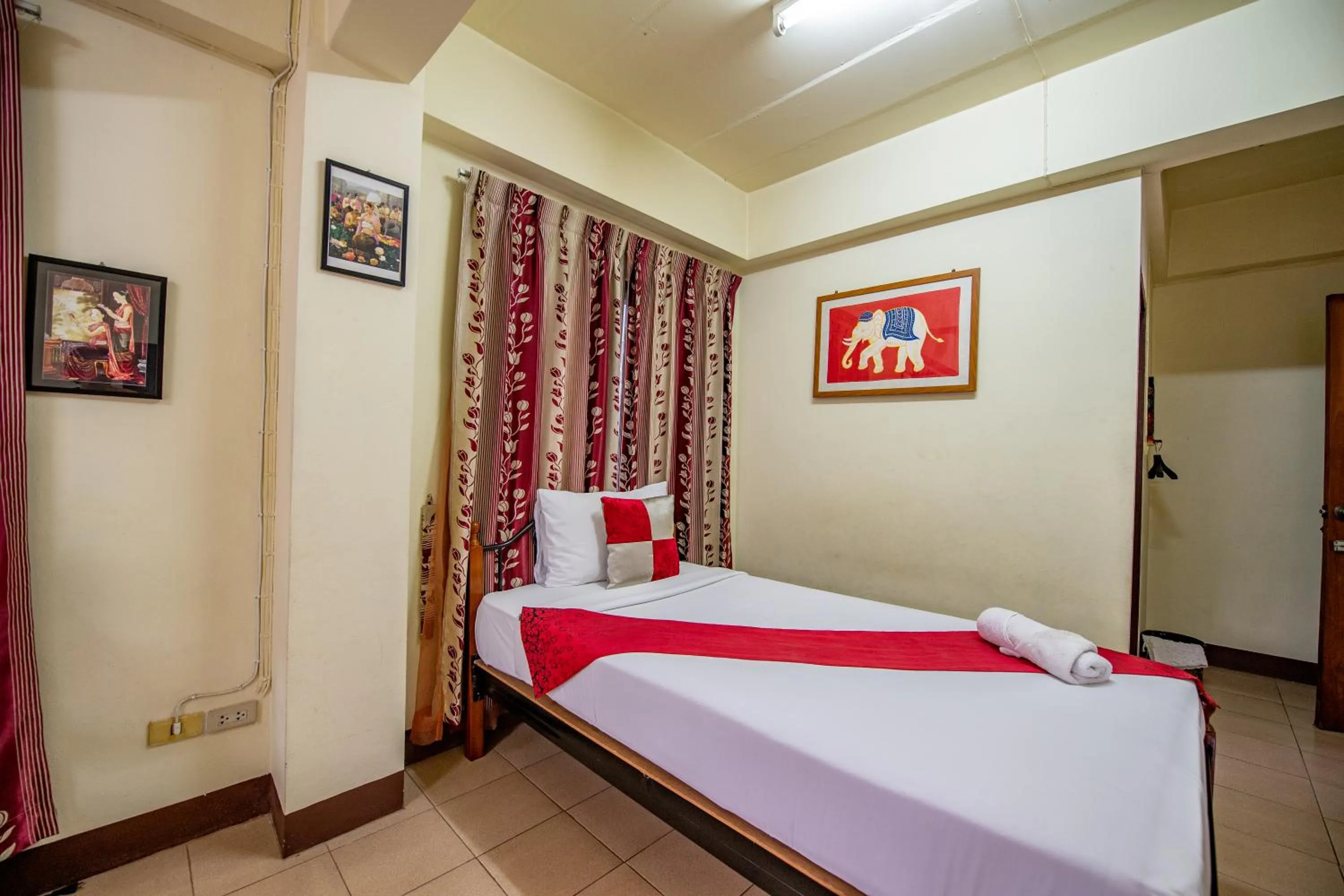 Bed in Saithong House