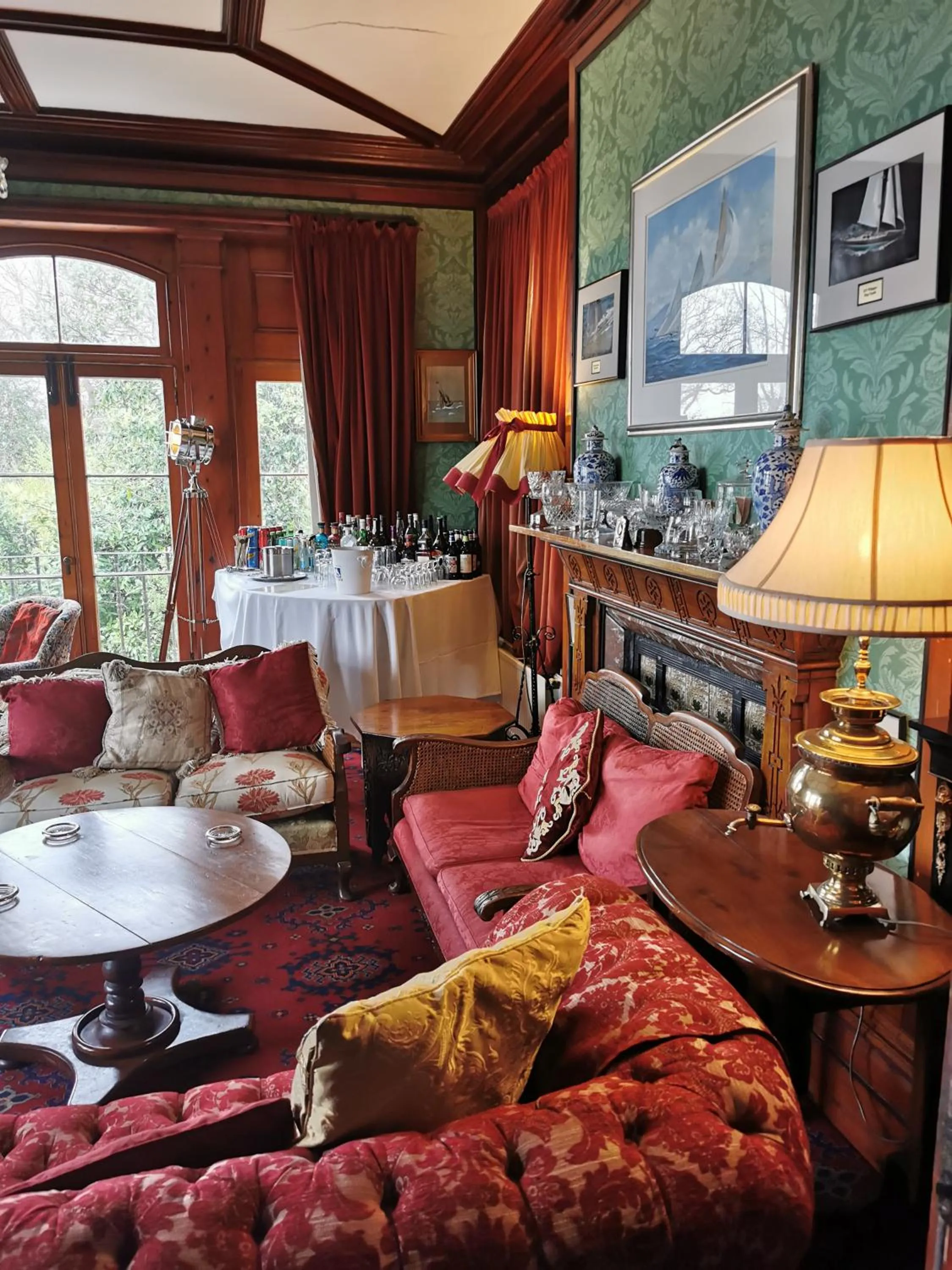 Lounge or bar in Villa Rothsay Hotel