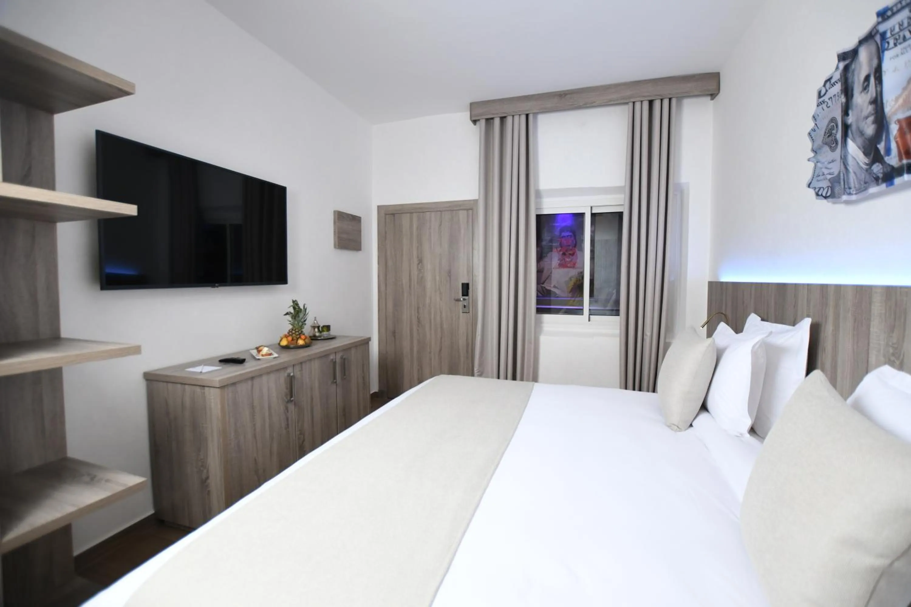 TV and multimedia, Bed in 555 Hotel Clubbing Adults Only