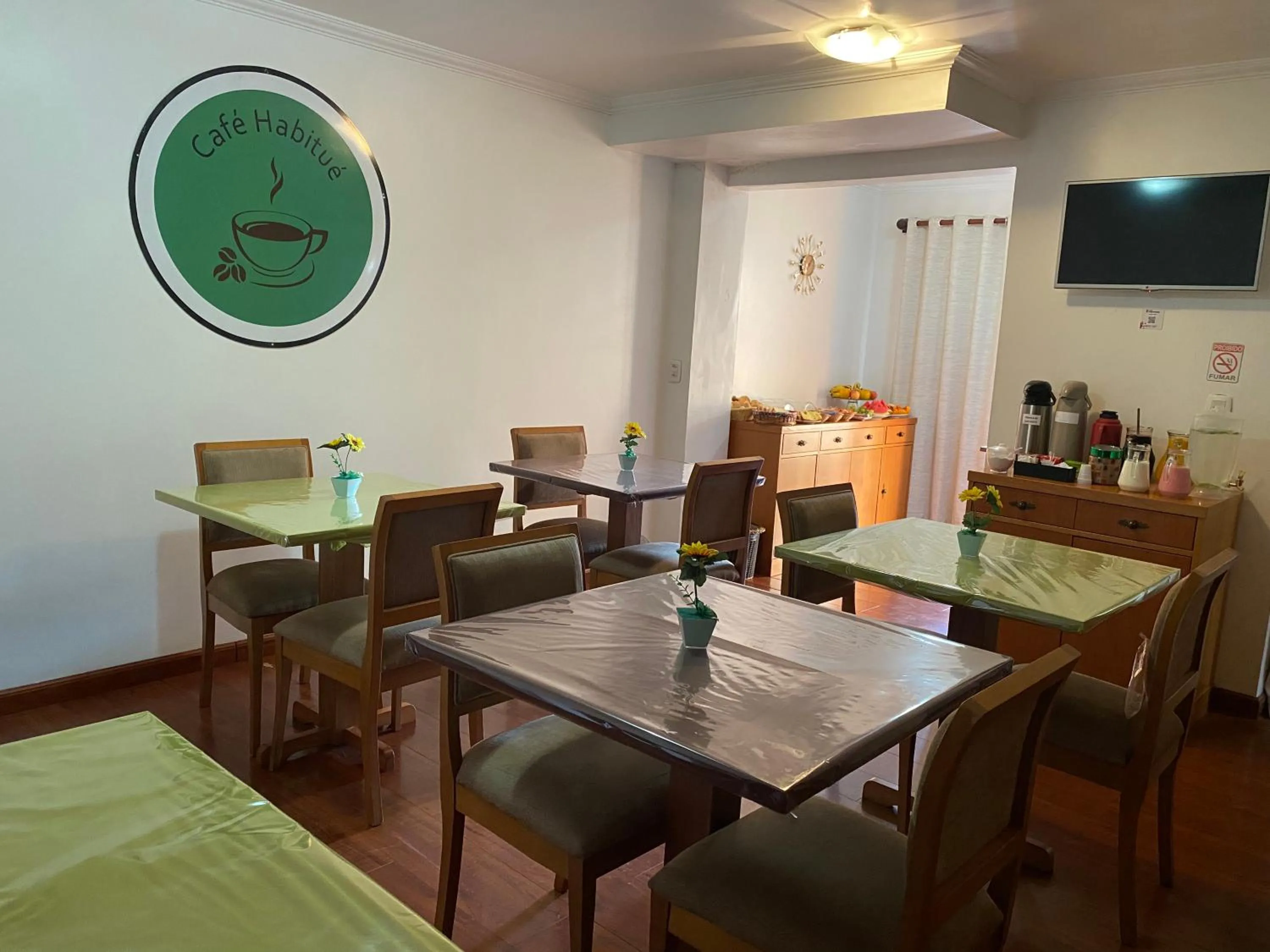 Restaurant/places to eat in Pousada Habitue