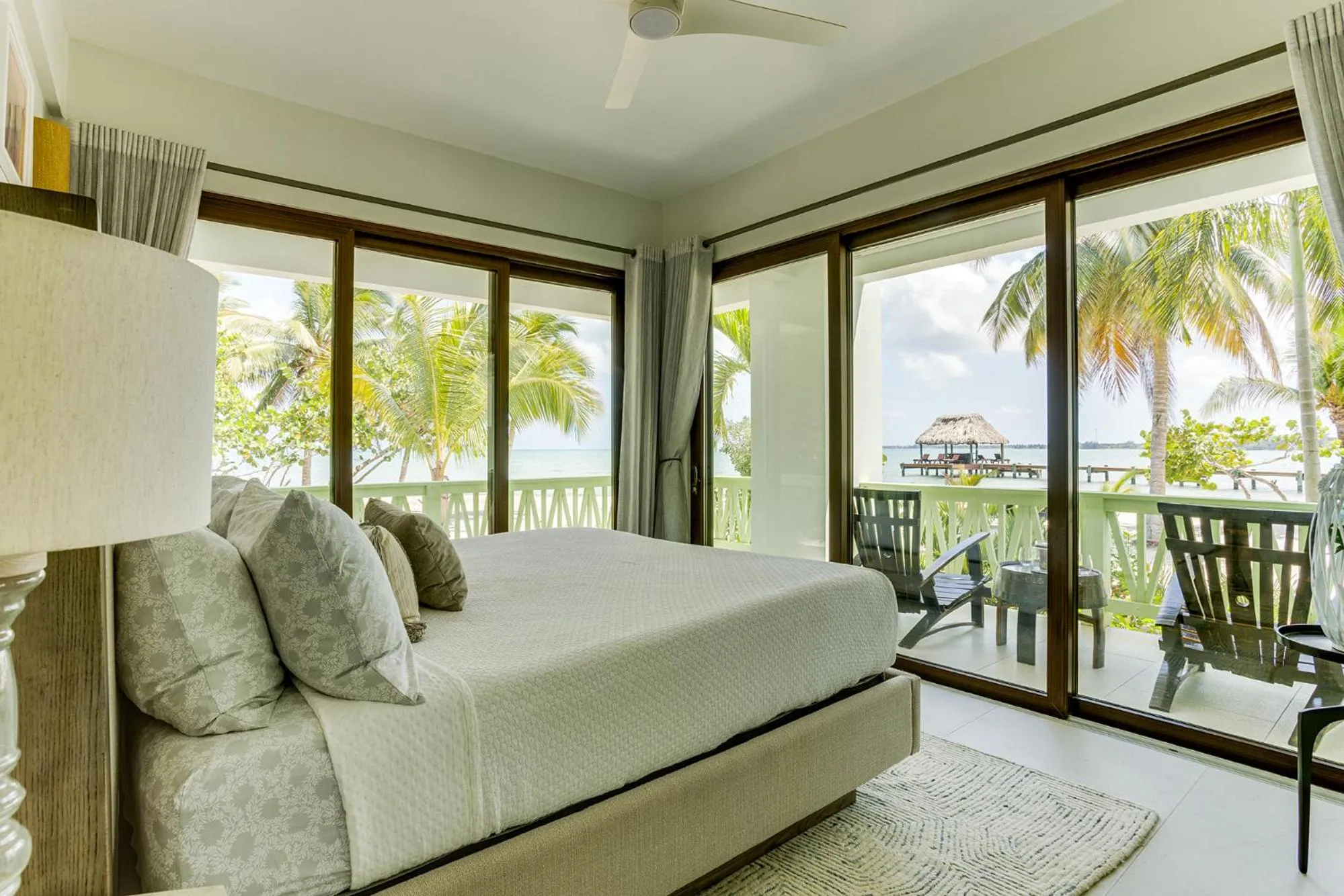 Bed in Marazul Belize