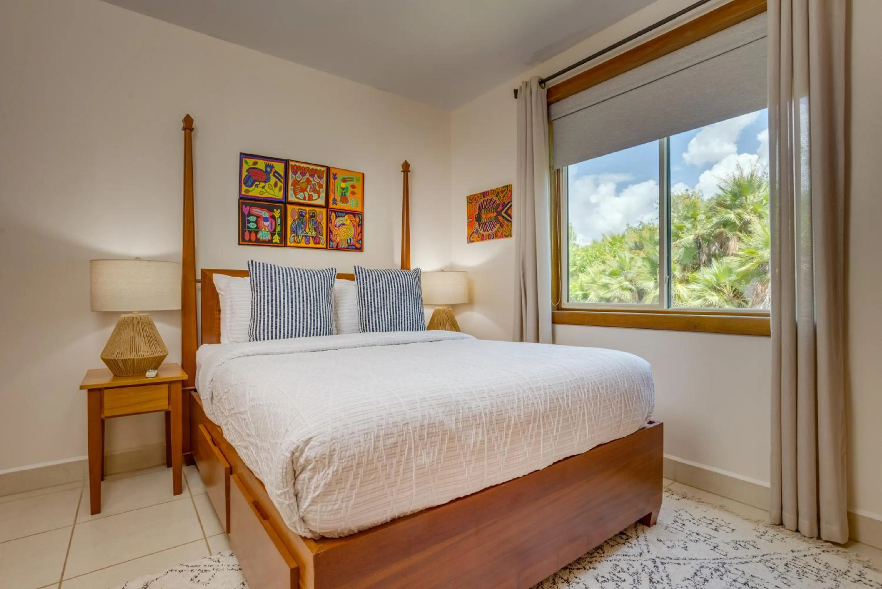 Bed in Marazul Belize