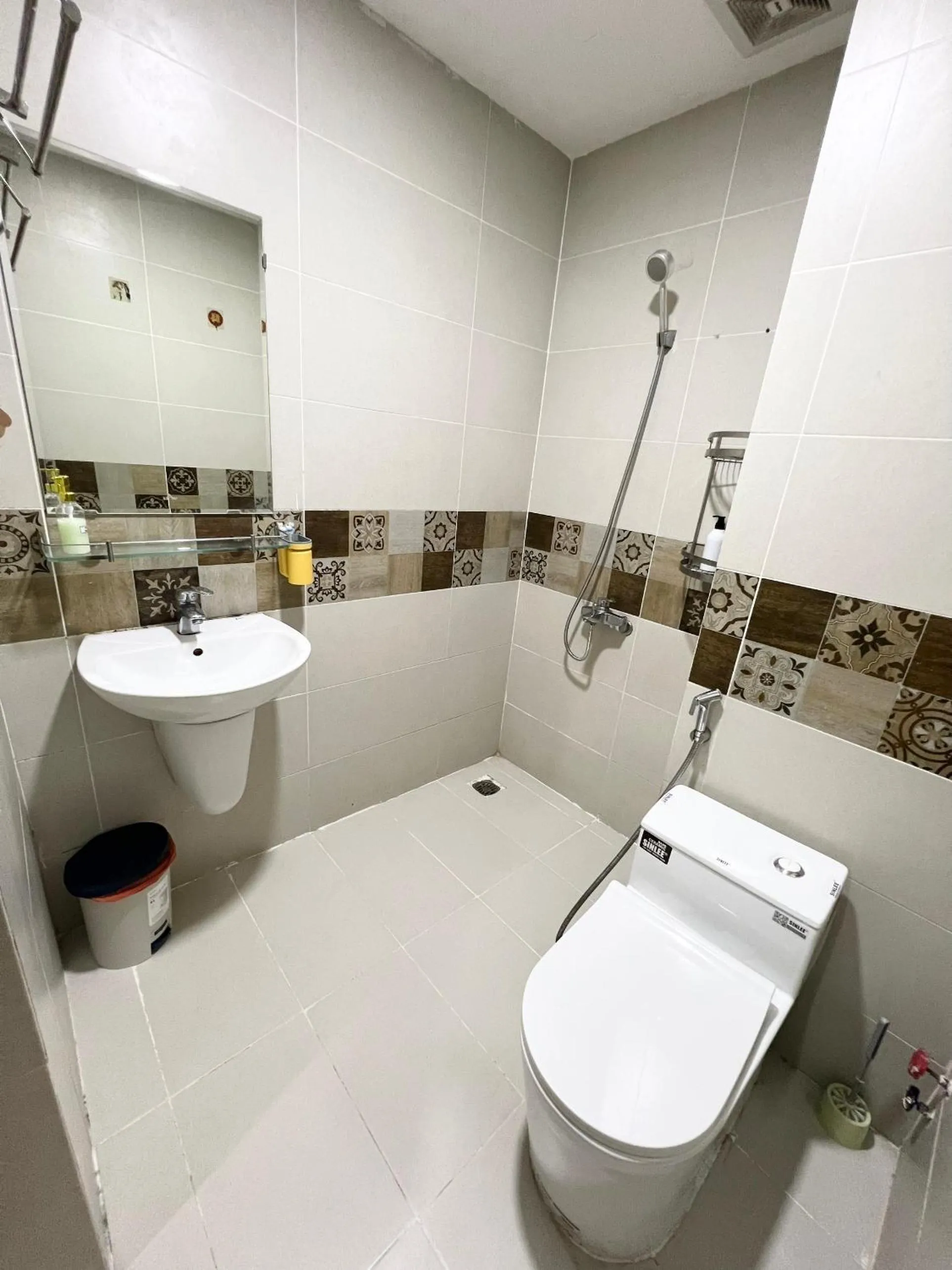 Shower in Home Away Ky Con - Serviced Apartment