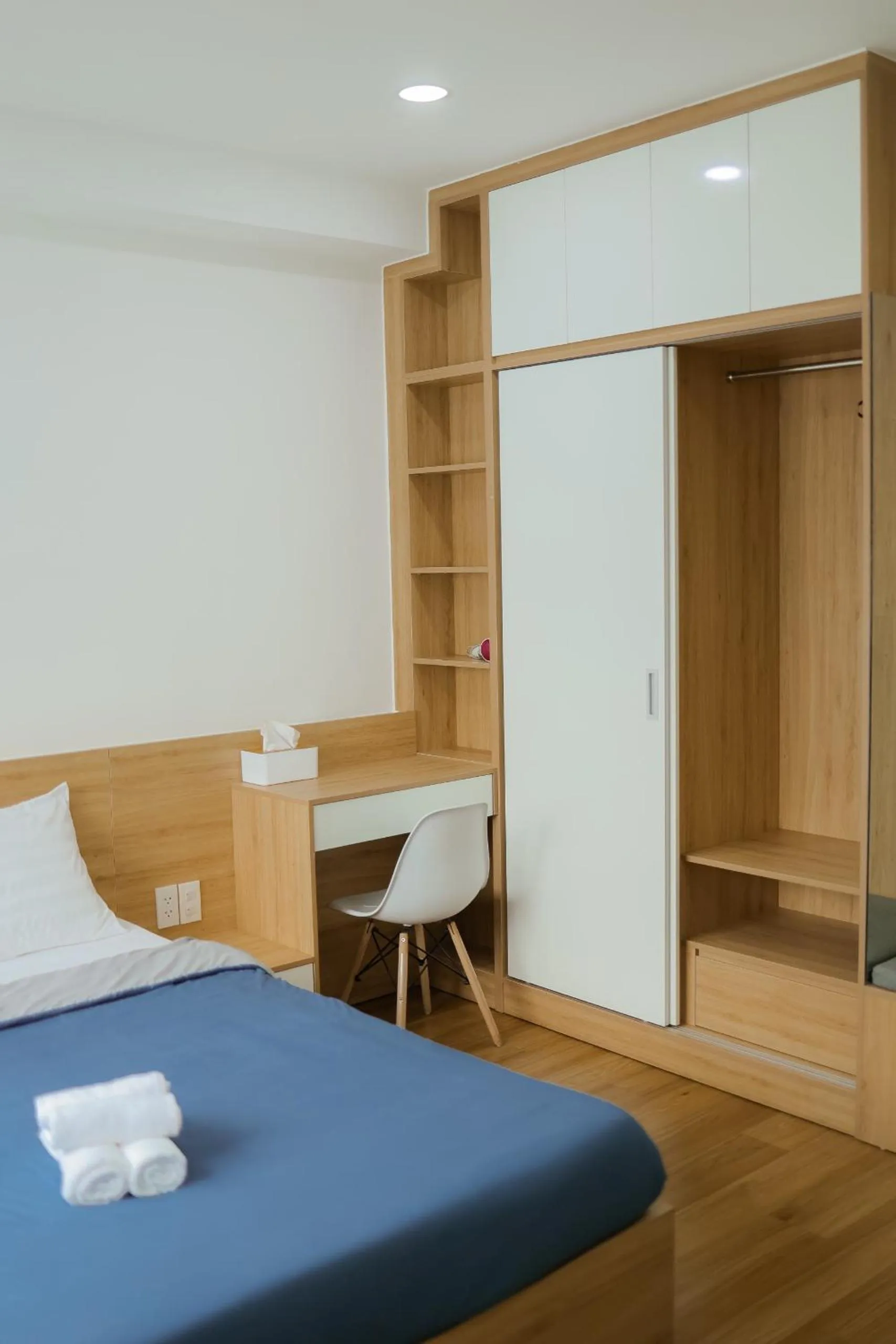 Bedroom, Bed in Home Away Ky Con - Serviced Apartment