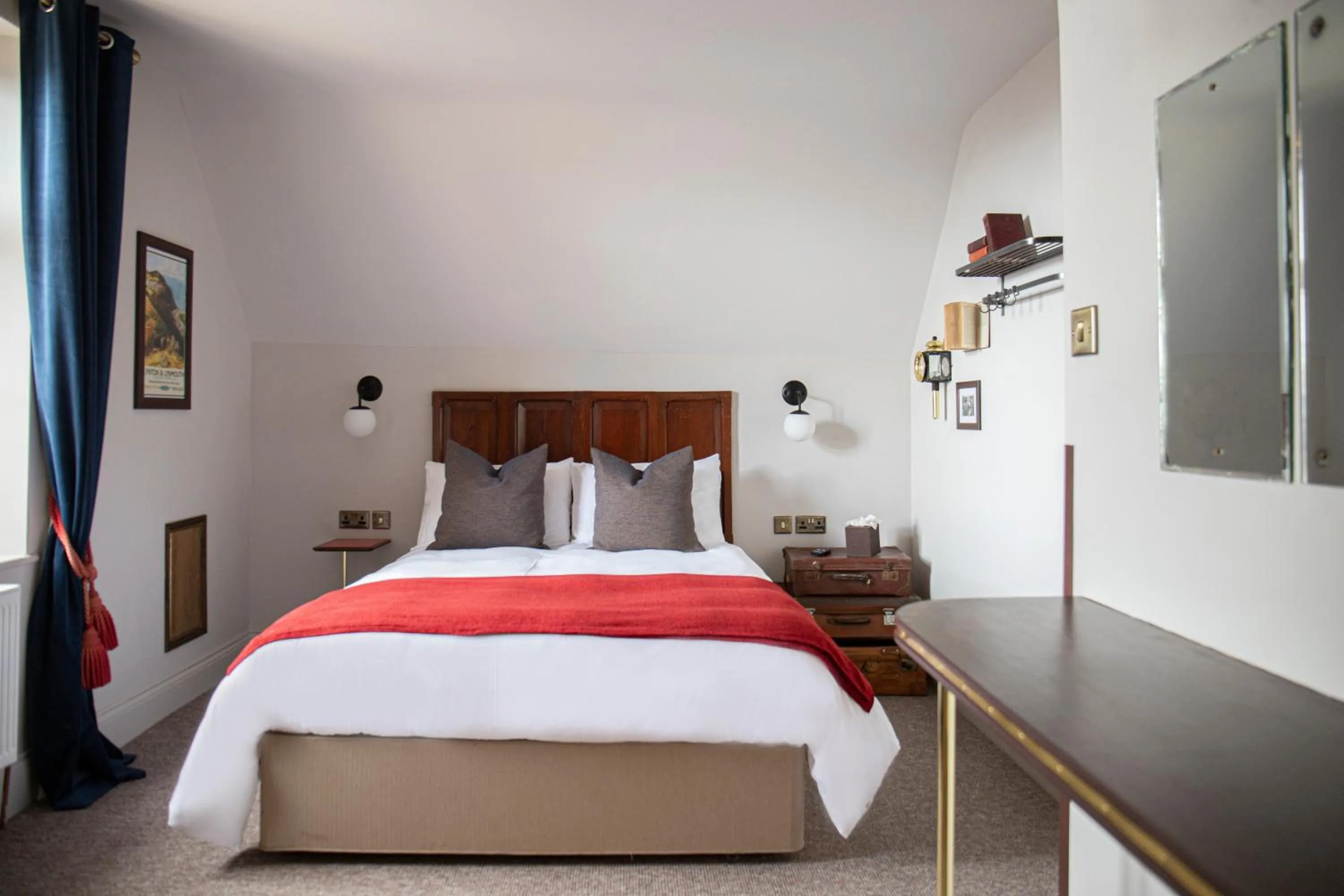 Bed in The Bath Hotel