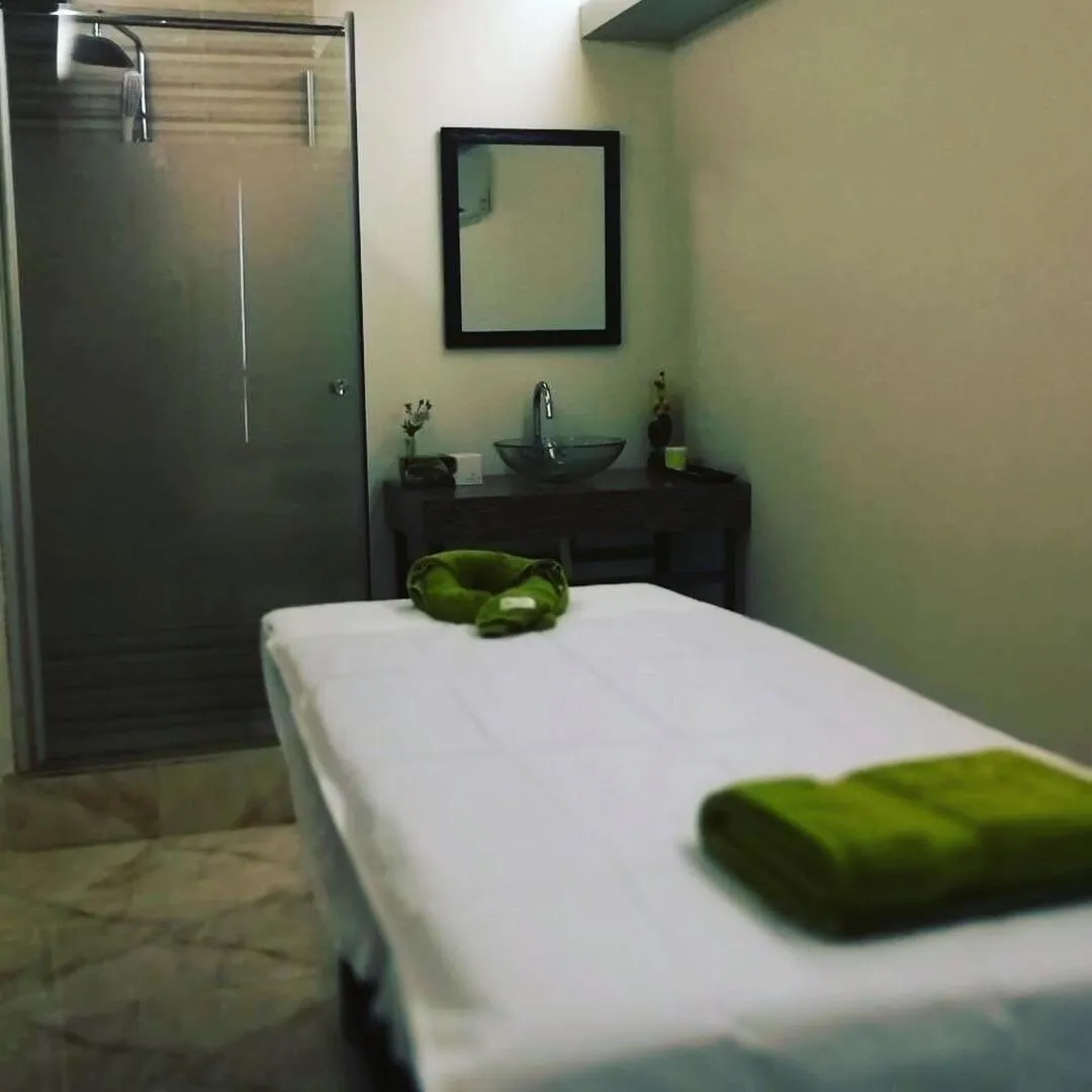 Spa and wellness centre/facilities, Bed in Al Maha Residence Rak