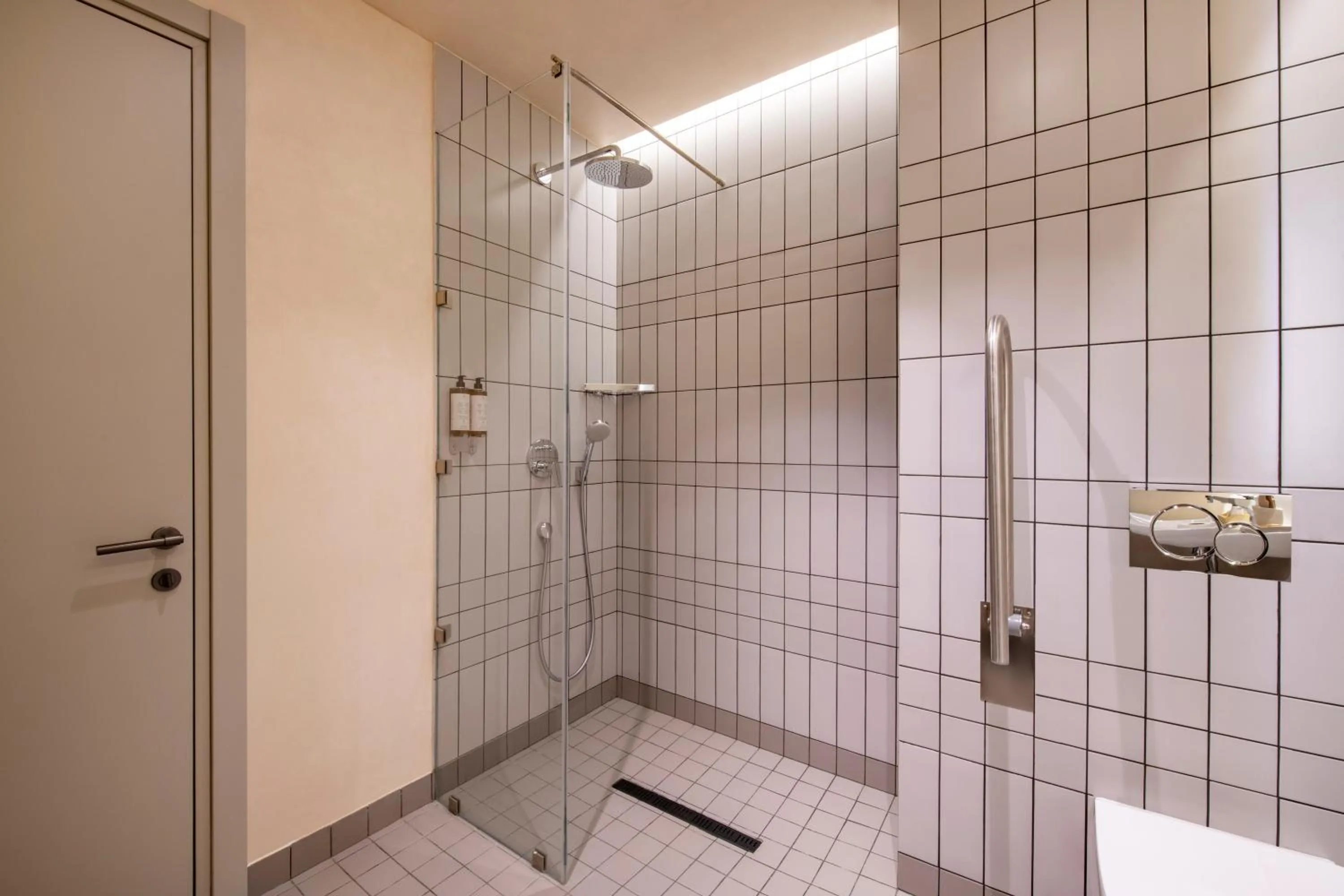 Shower in Kvareli Lake Resort