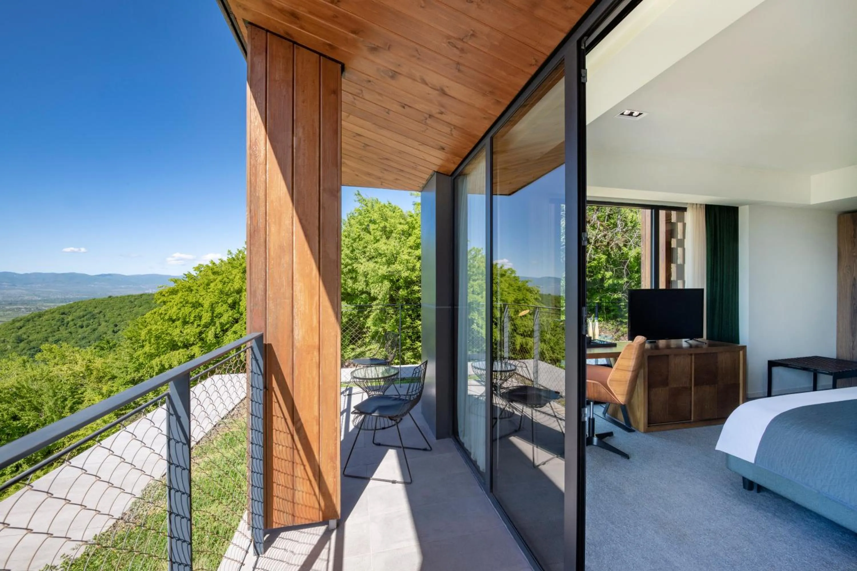 Bedroom, Bed in Kvareli Lake Resort