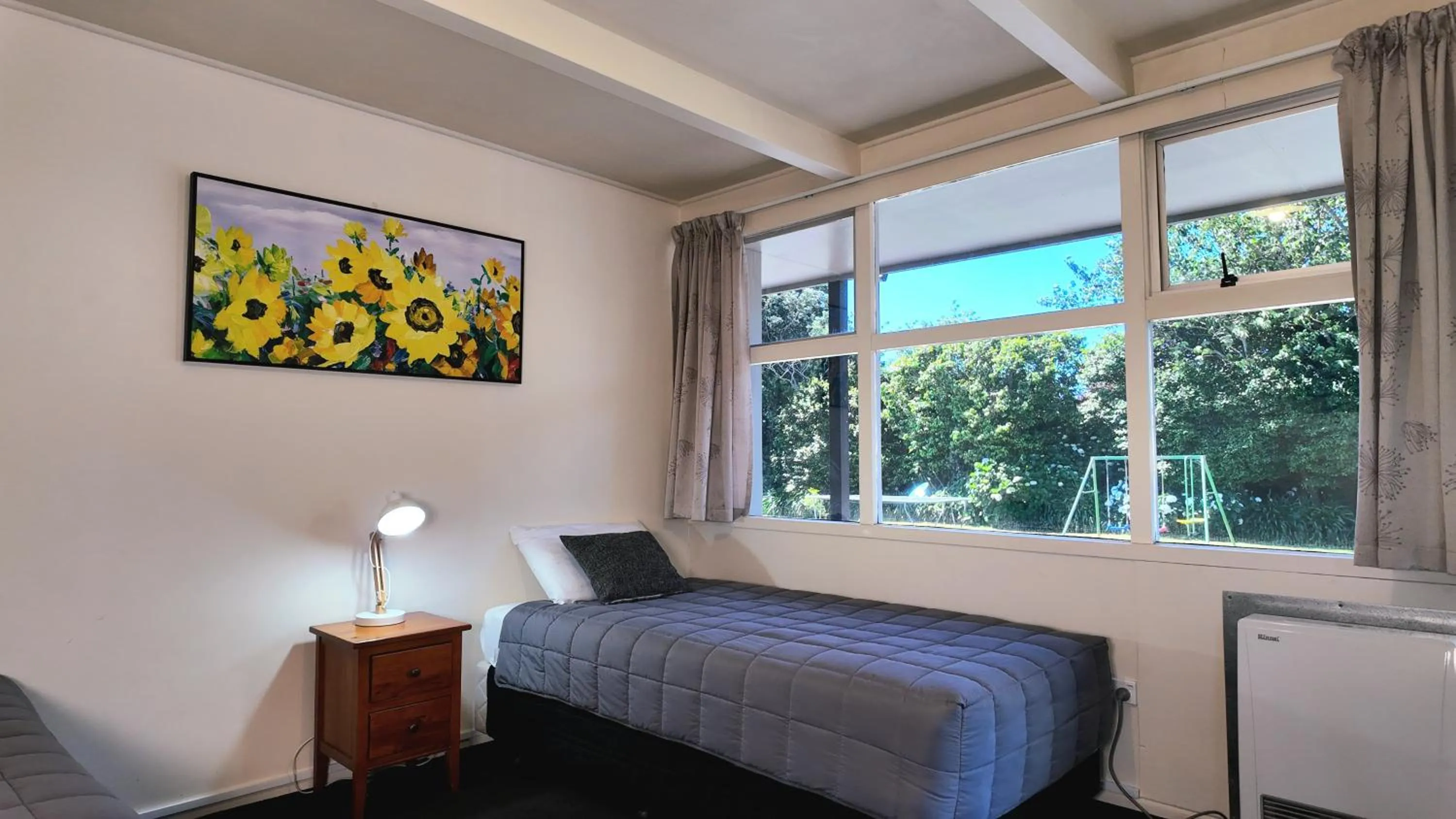 Bed in Mount View Motel Hawera