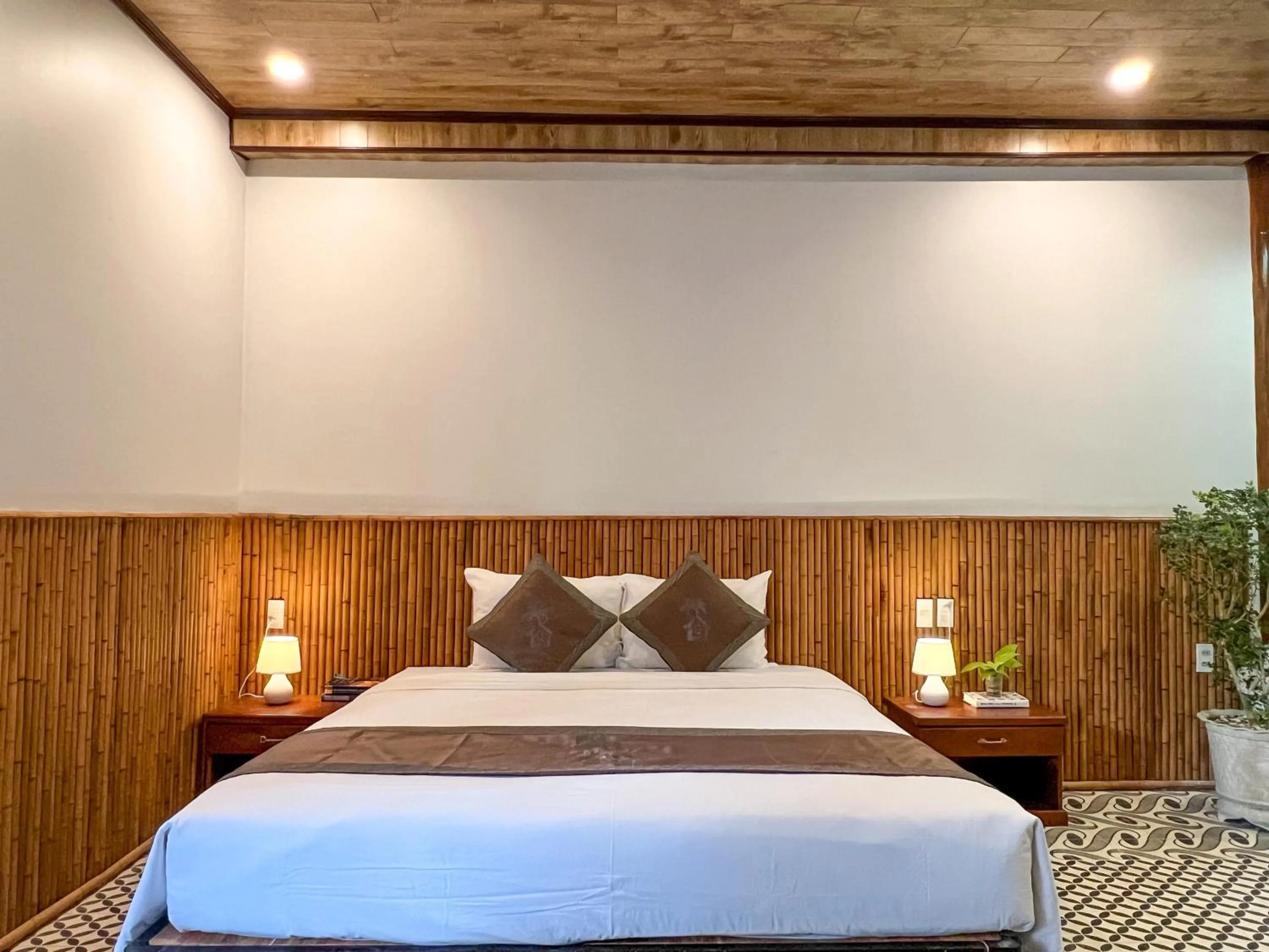 Bedroom, Bed in Cottage Village