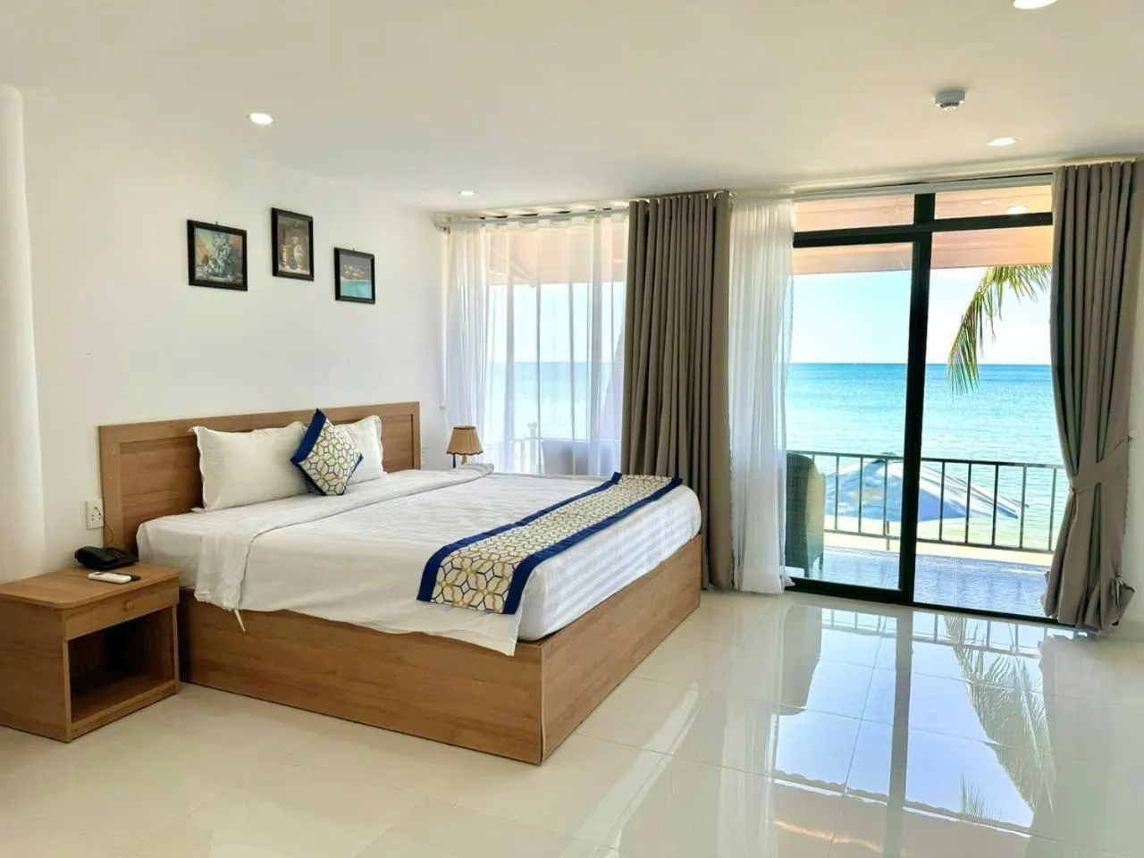 Bed in Orange Resort