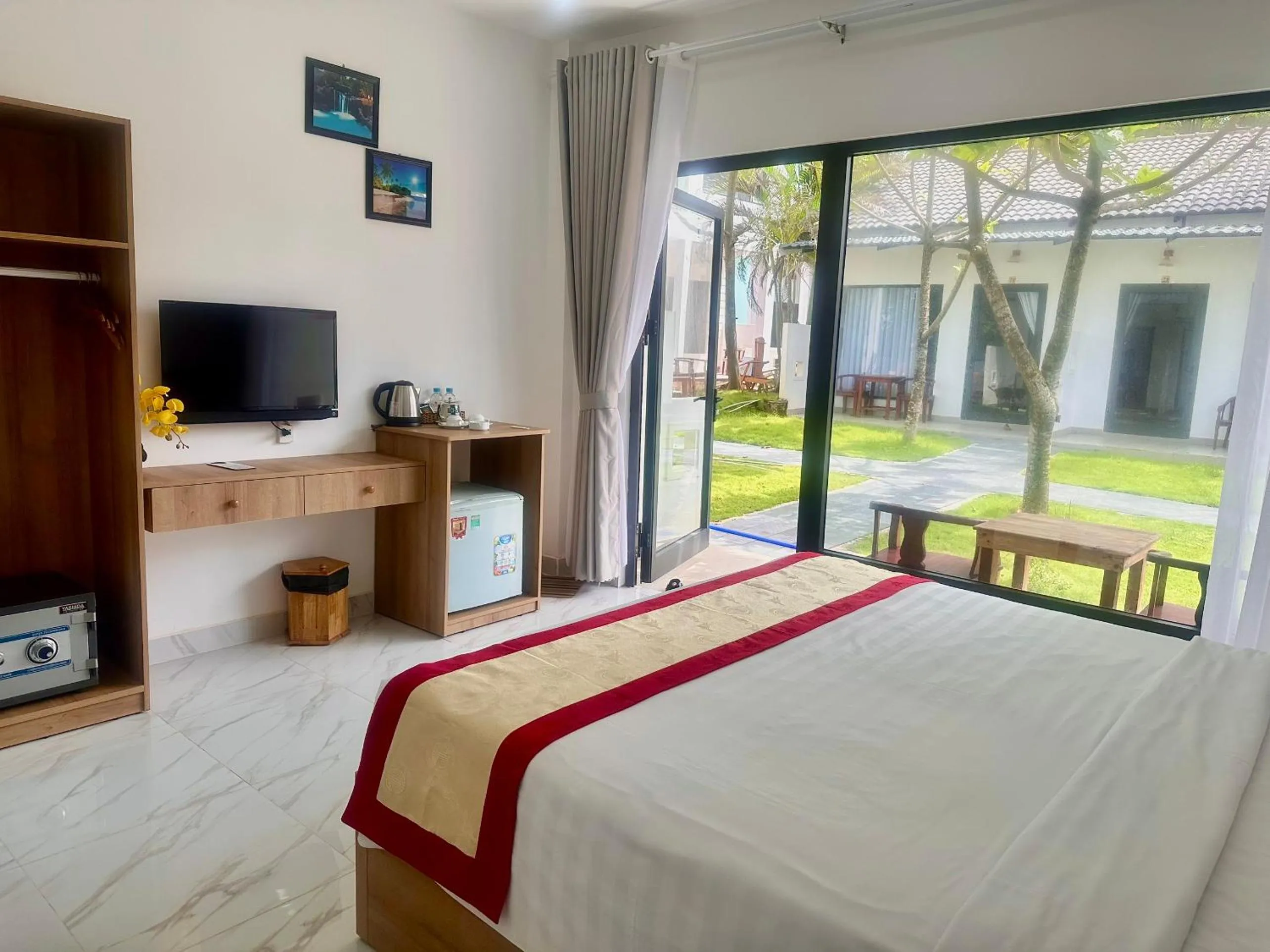 Bed in Orange Resort