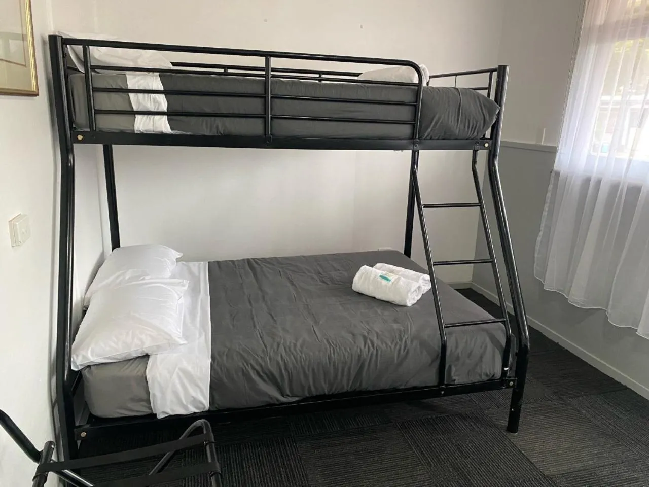 Bed in Charlton Motel