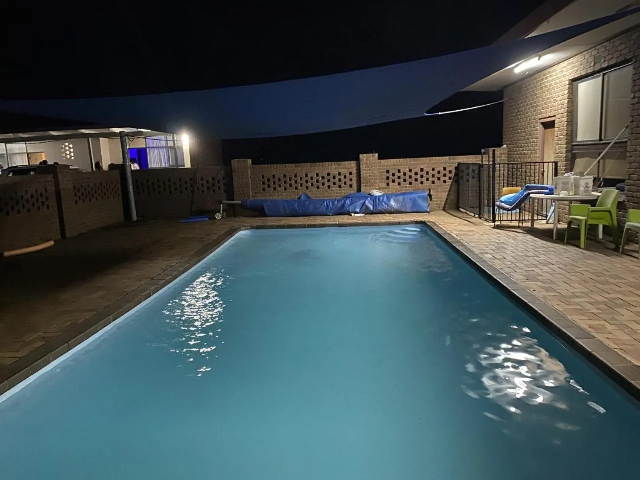 Swimming pool in Charlton Motel