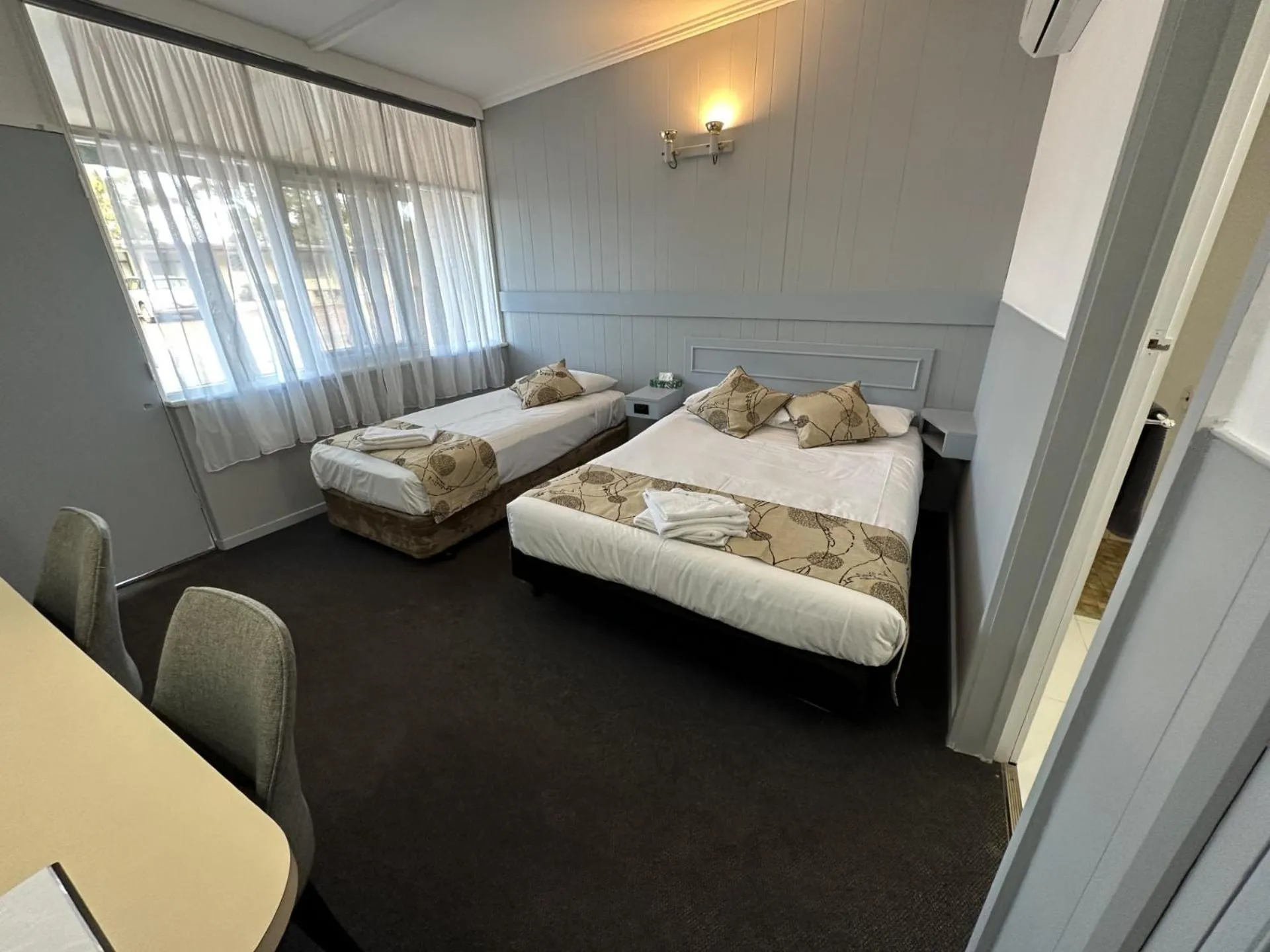 Bed in Charlton Motel