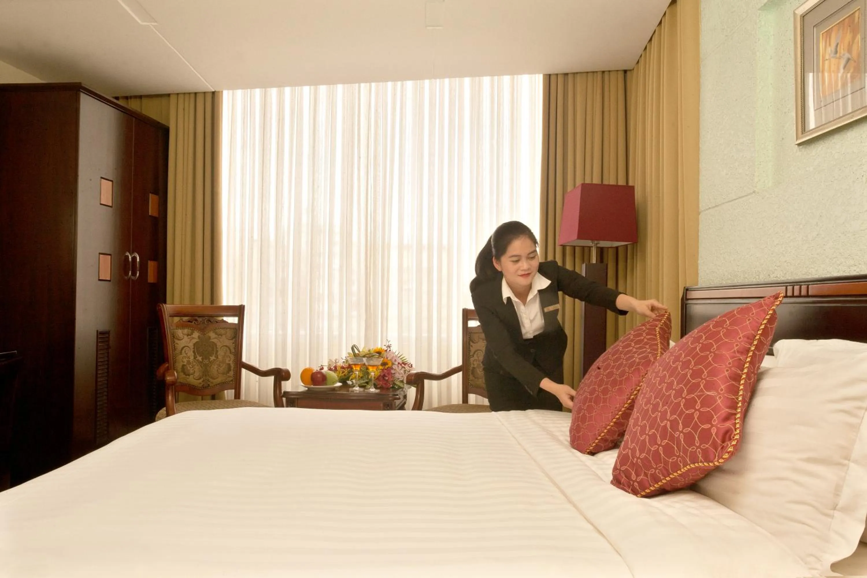 Staff, Bed in Lien An Sai Gon Hotel