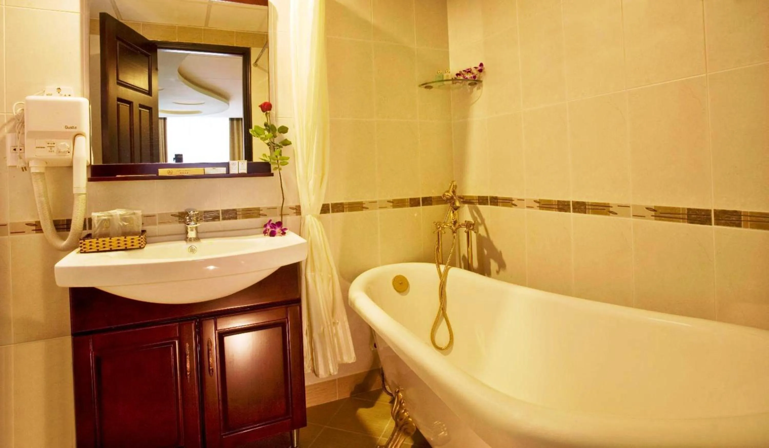 Decorative detail in Lien An Sai Gon Hotel