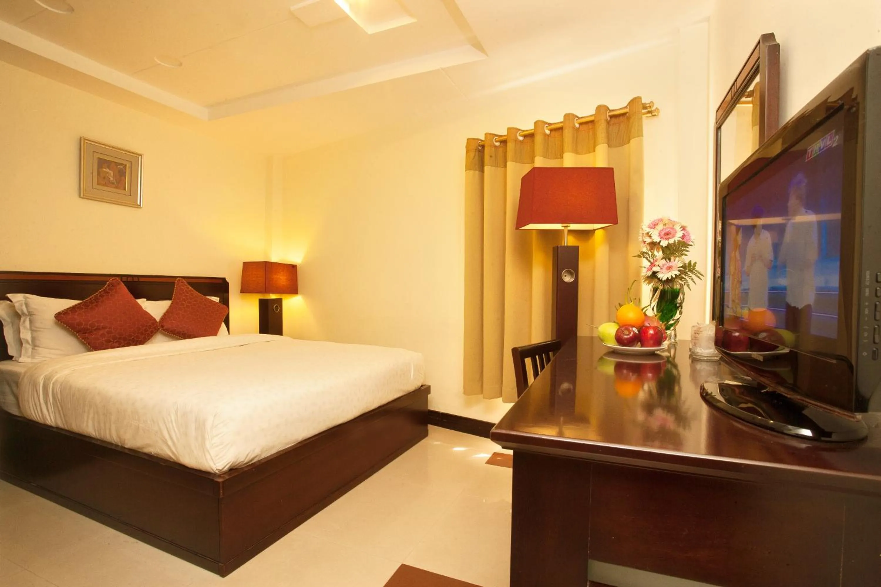 Photo of the whole room, Bed in Lien An Sai Gon Hotel