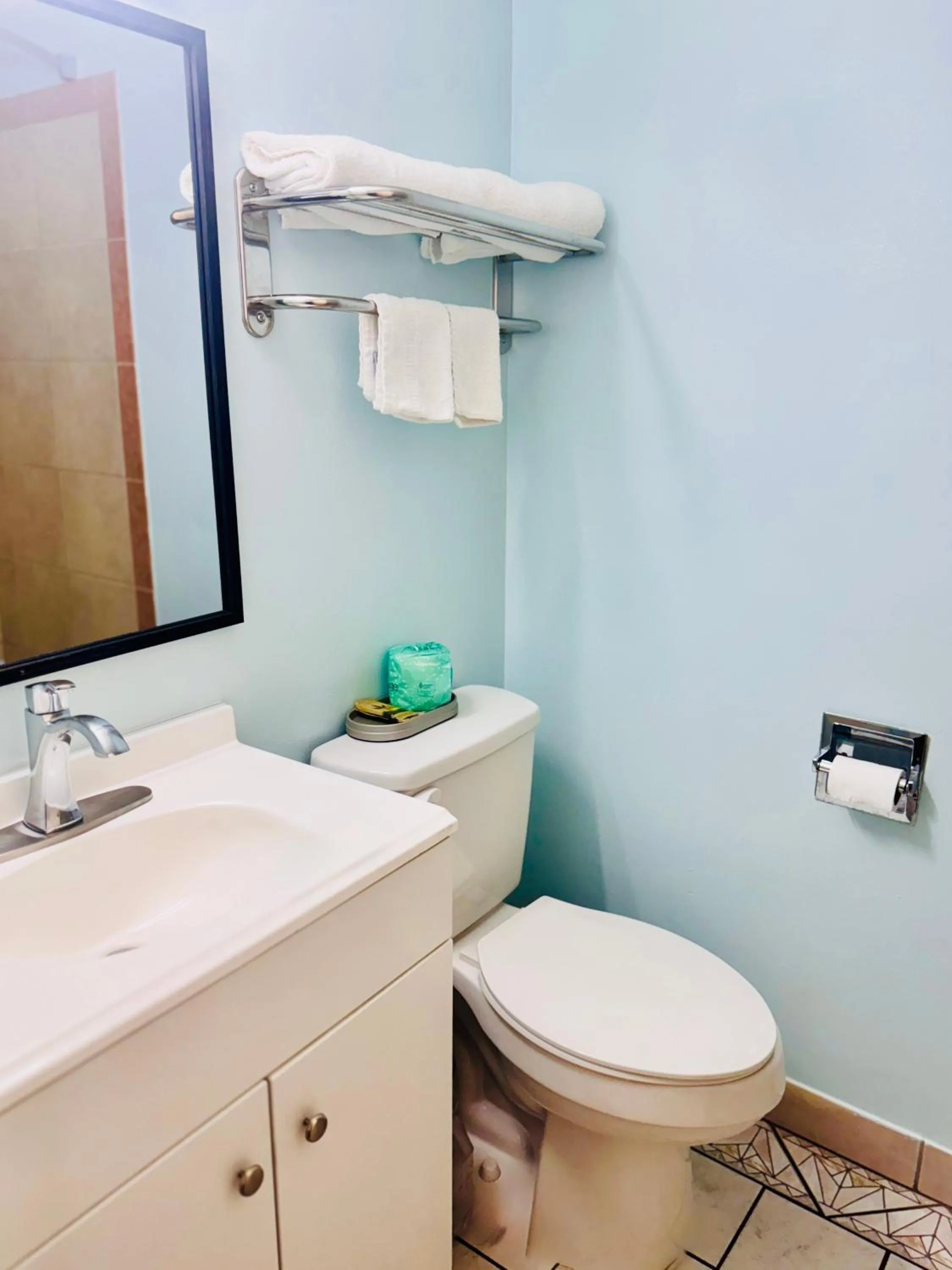 Bathroom in Relax Inn At Ashland