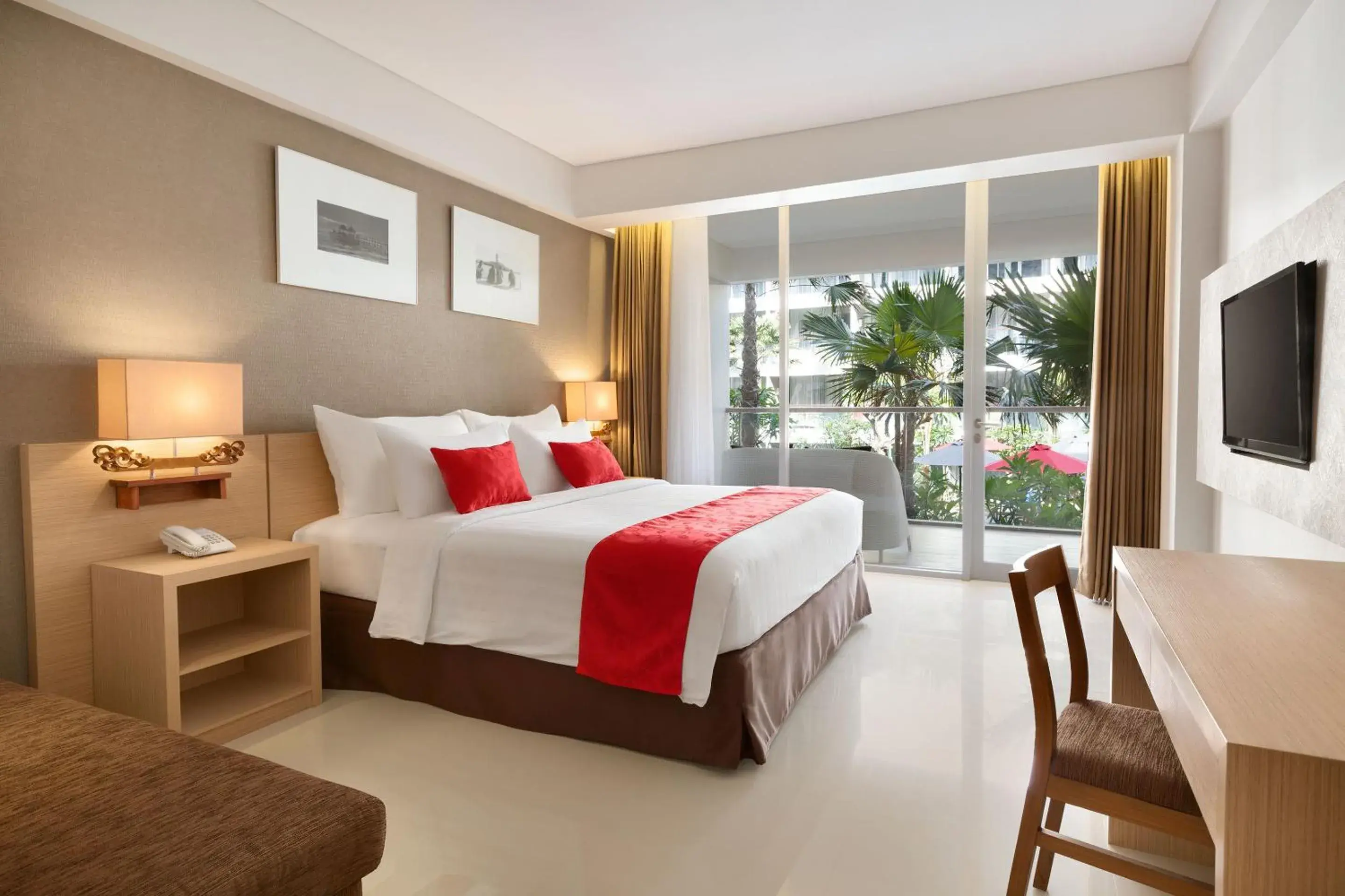 Premier Double or Twin Room with Pool View in Ramada Encore by Wyndham Bali Seminyak Premier Double or Twin Room with Pool View in Ramada Encore by Wyndham Bali Seminyak