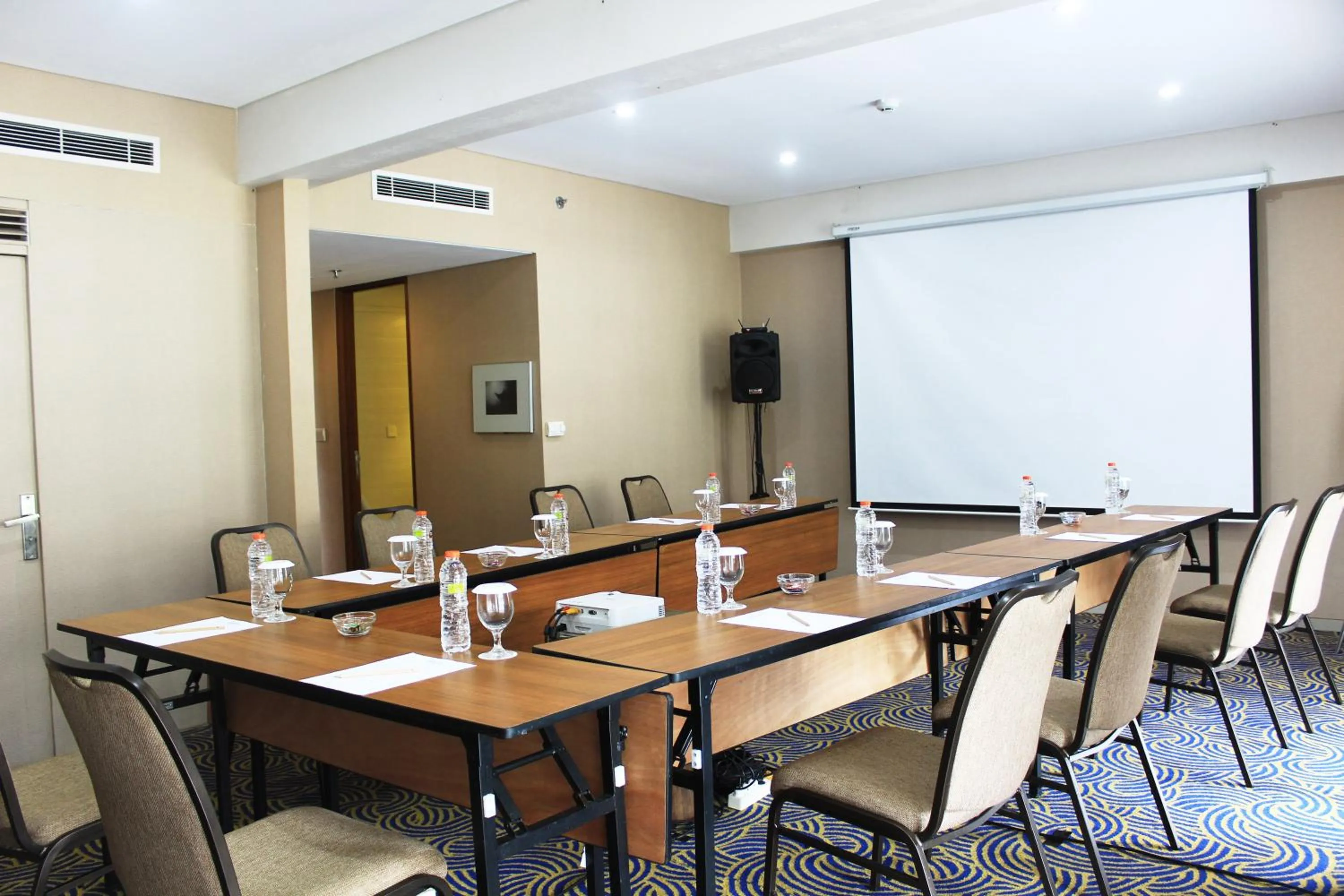 Meeting/conference room in Ramada Encore by Wyndham Bali Seminyak