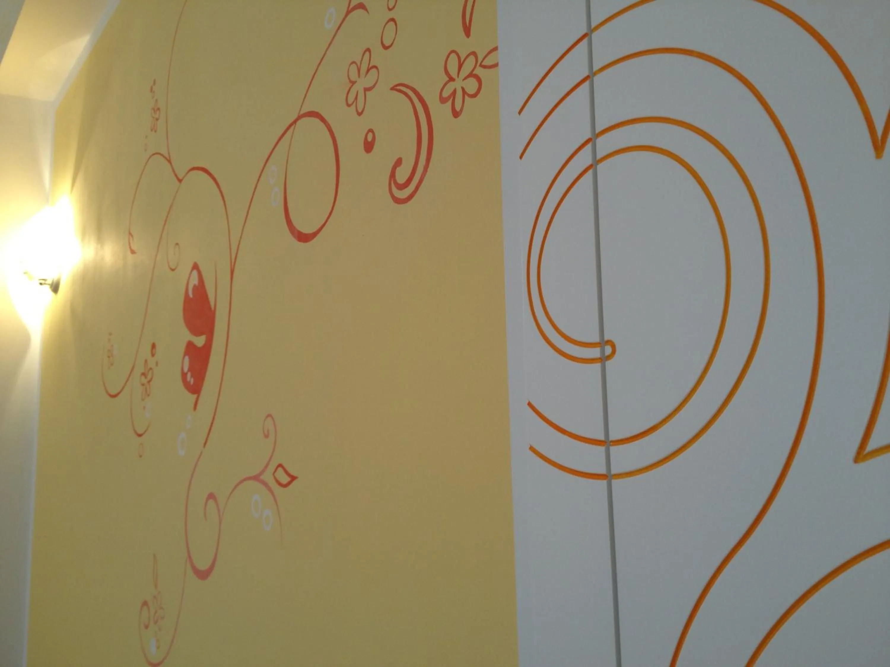 Decorative detail in Orange Paradise b&b