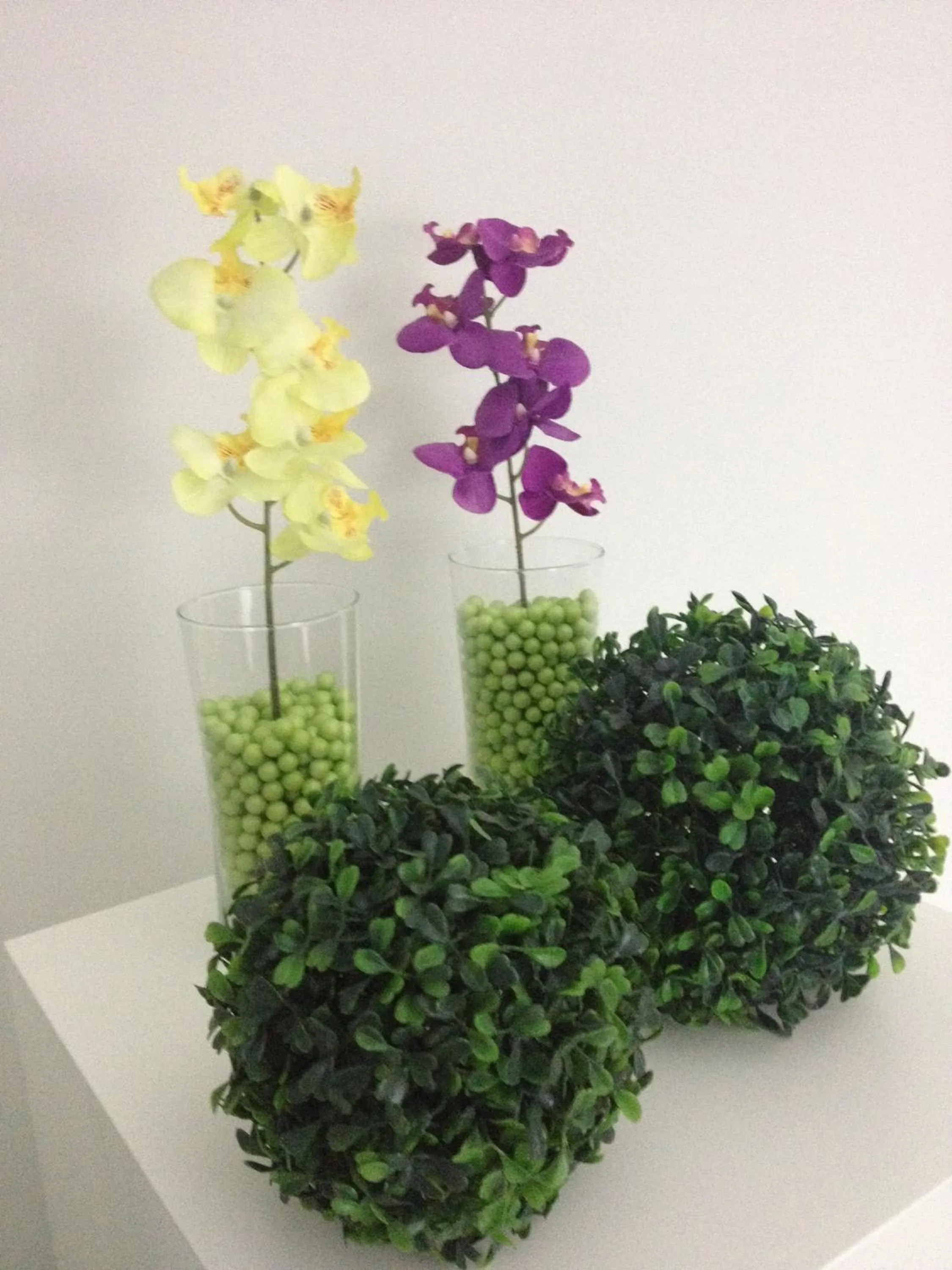 Decorative detail in Orange Paradise b&b