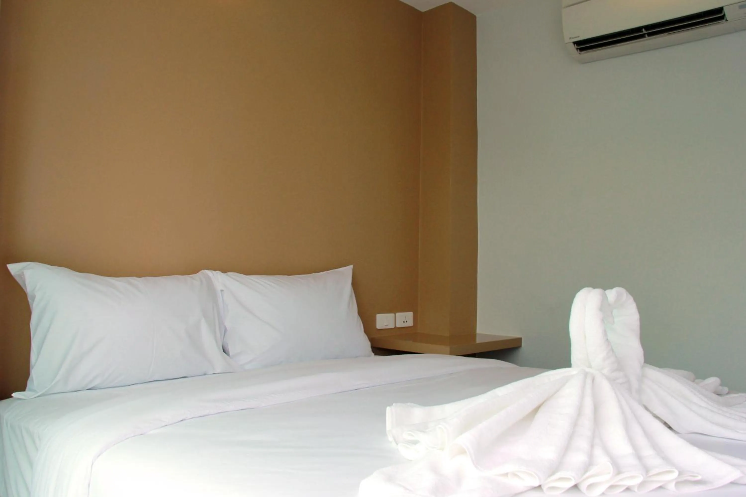 Bed in Cheeky Monkey's Samui