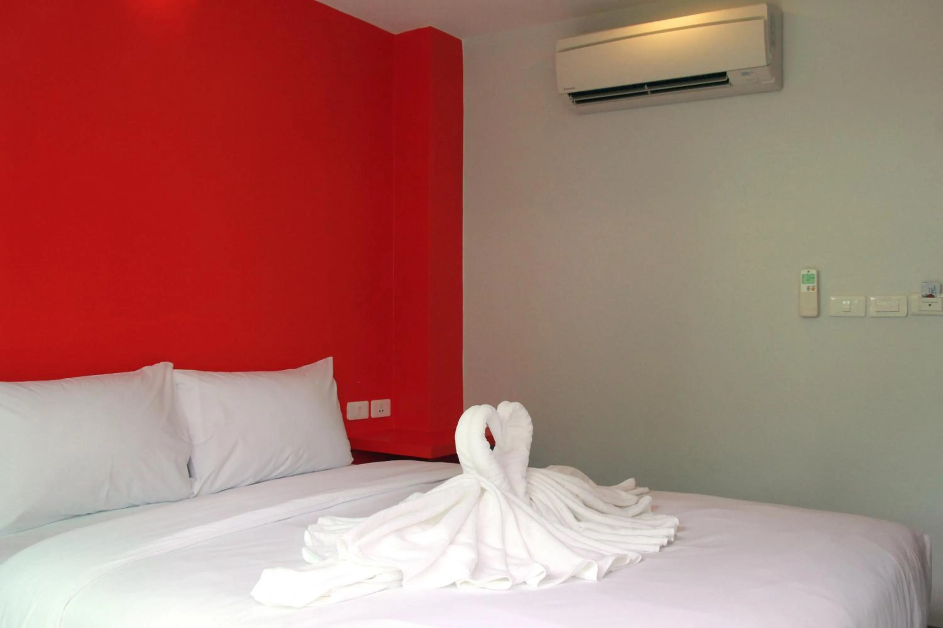 Bed in Cheeky Monkey's Samui