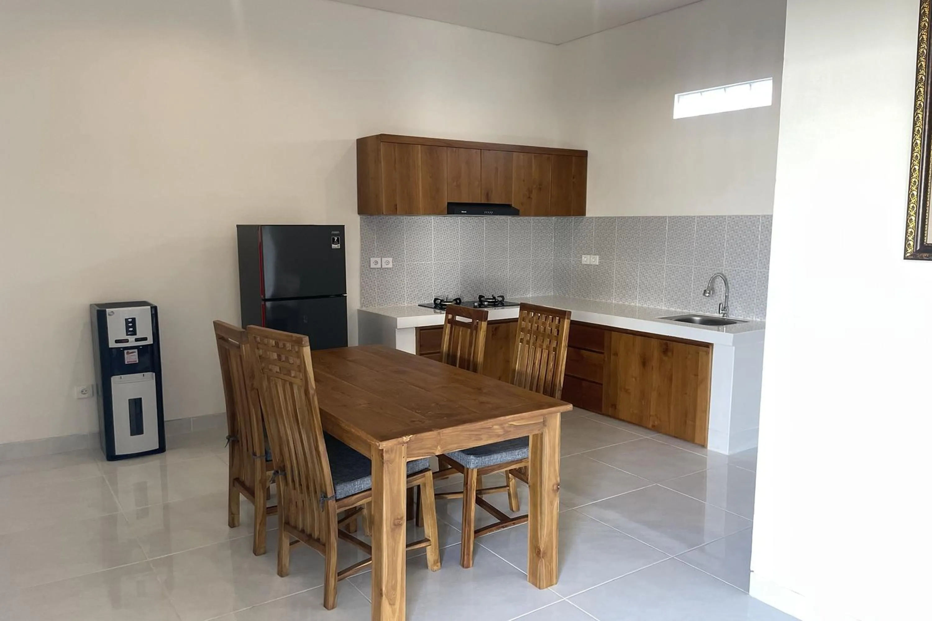 Kitchen or kitchenette in The Wina Villa 01