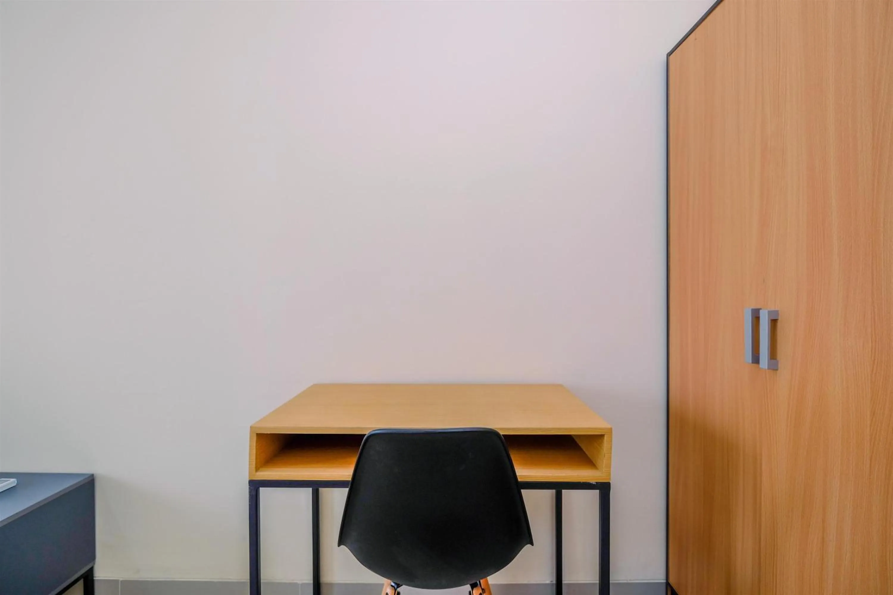 2BR Best Rate Kebayoran Icon Apartment near Gandaria City By Travelio