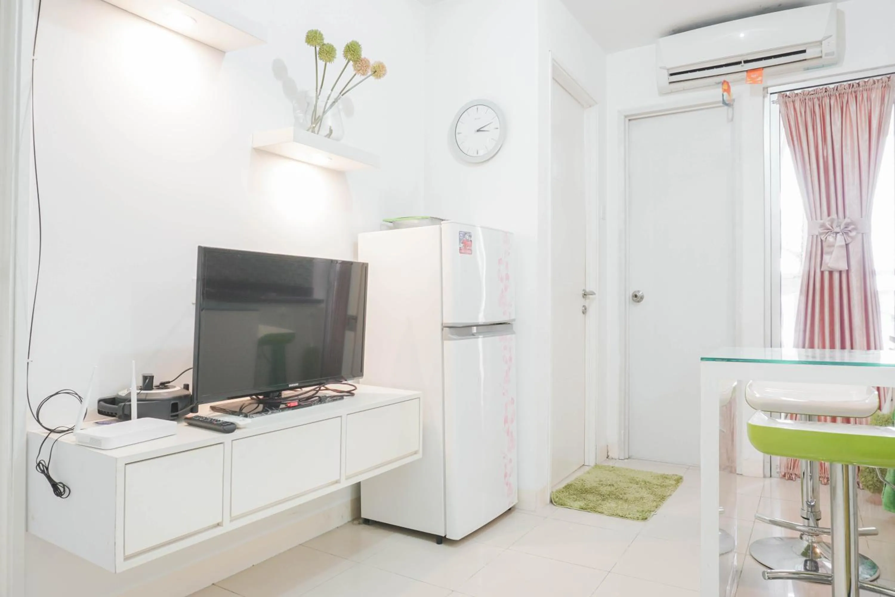 Elegant 2BR at Bassura City Apartment By Travelio