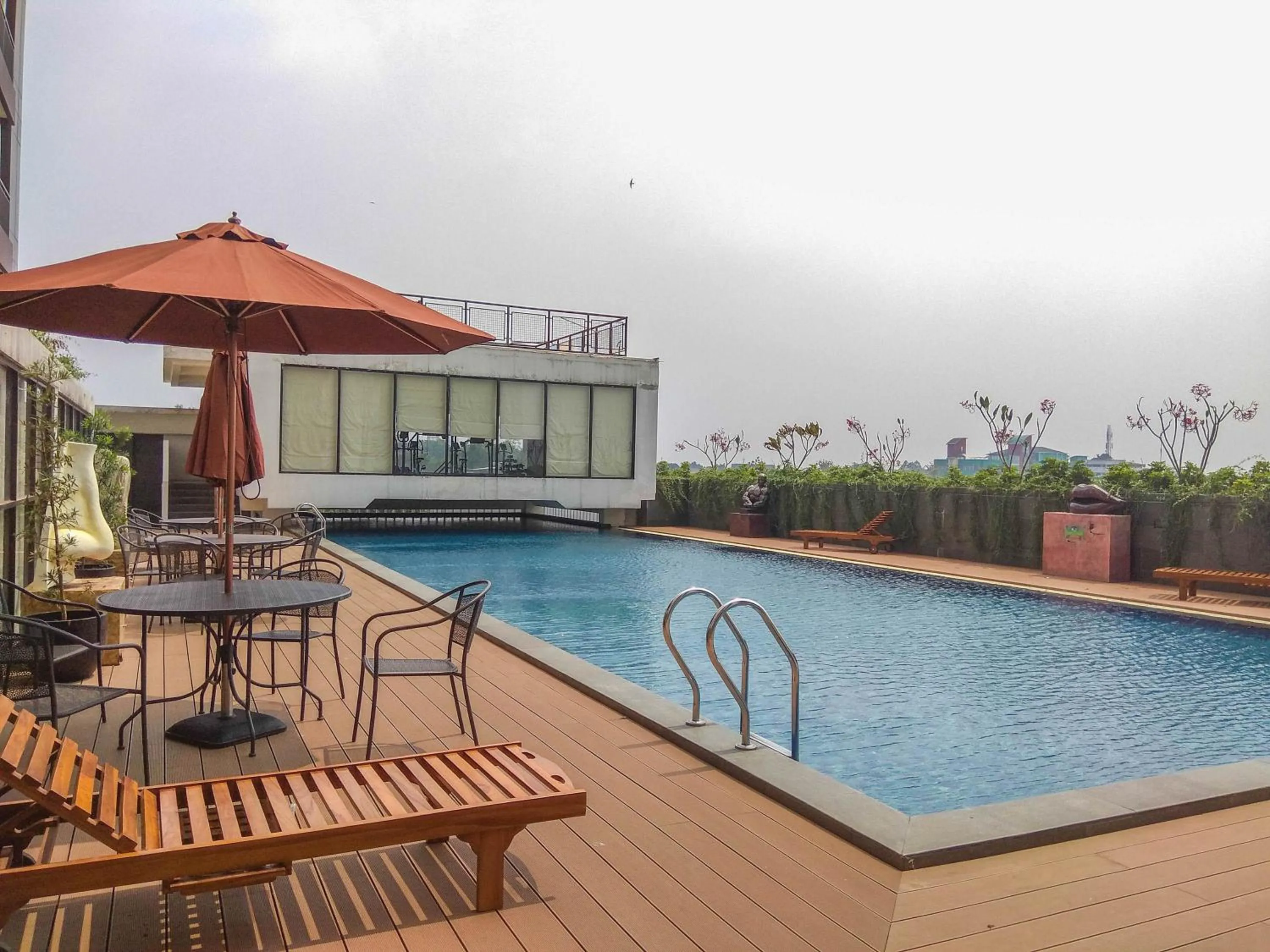 Fully Furnished Studio with Comfortable Design Dave Apartment By Travelio