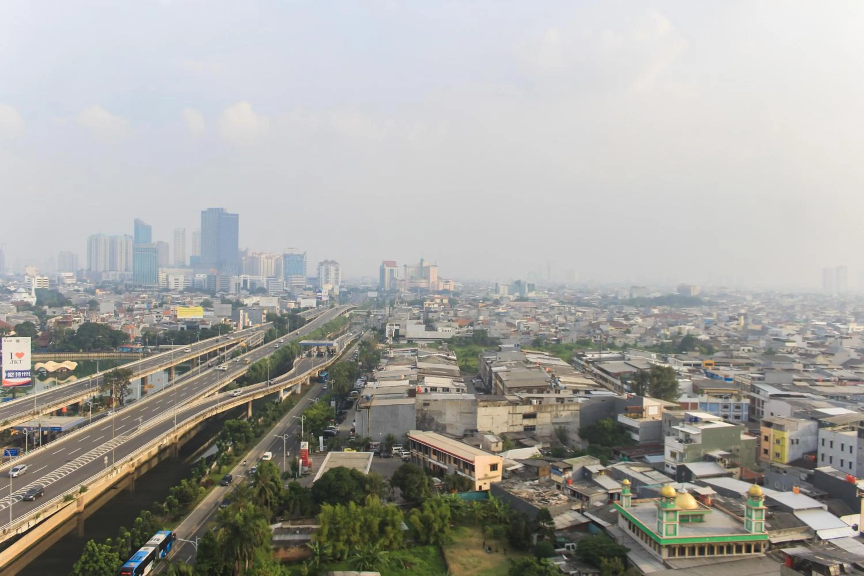 Best Price 1BR with Extra Room at Menara Latumenten Apartment Grogol By Travelio