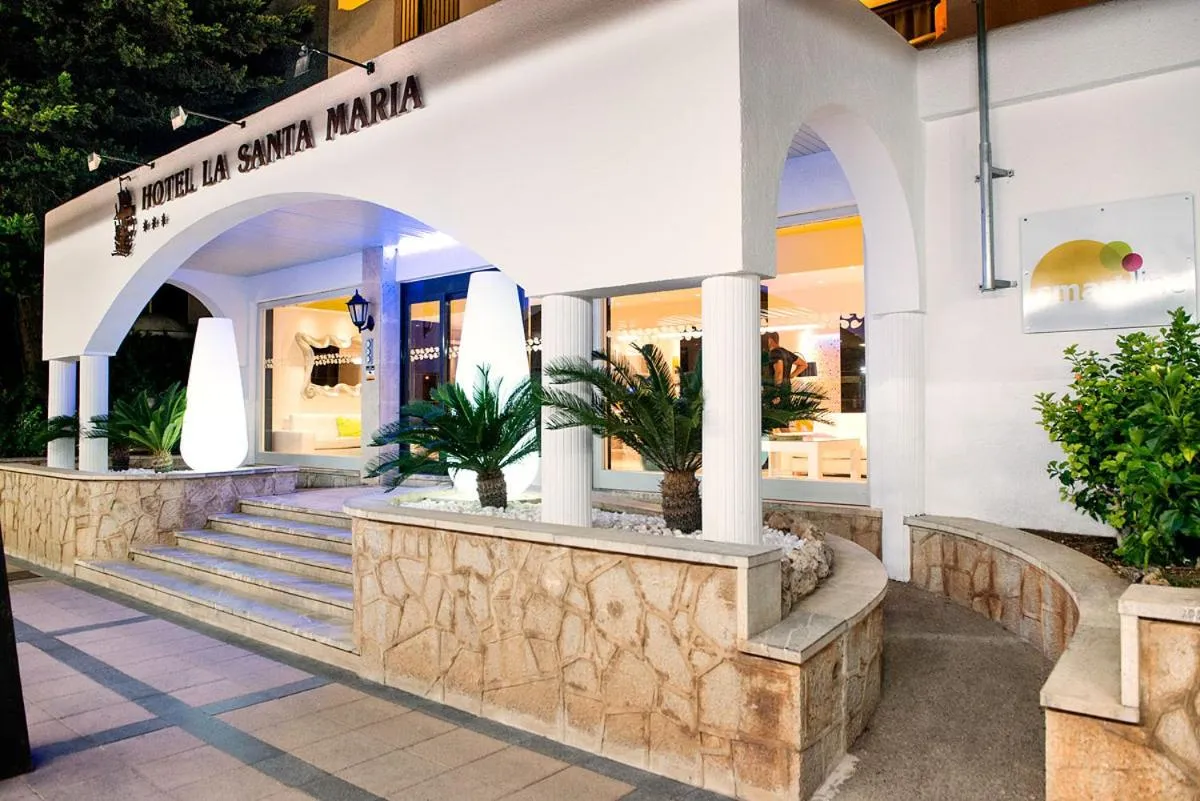 Facade/entrance in Hotel La Santa Maria