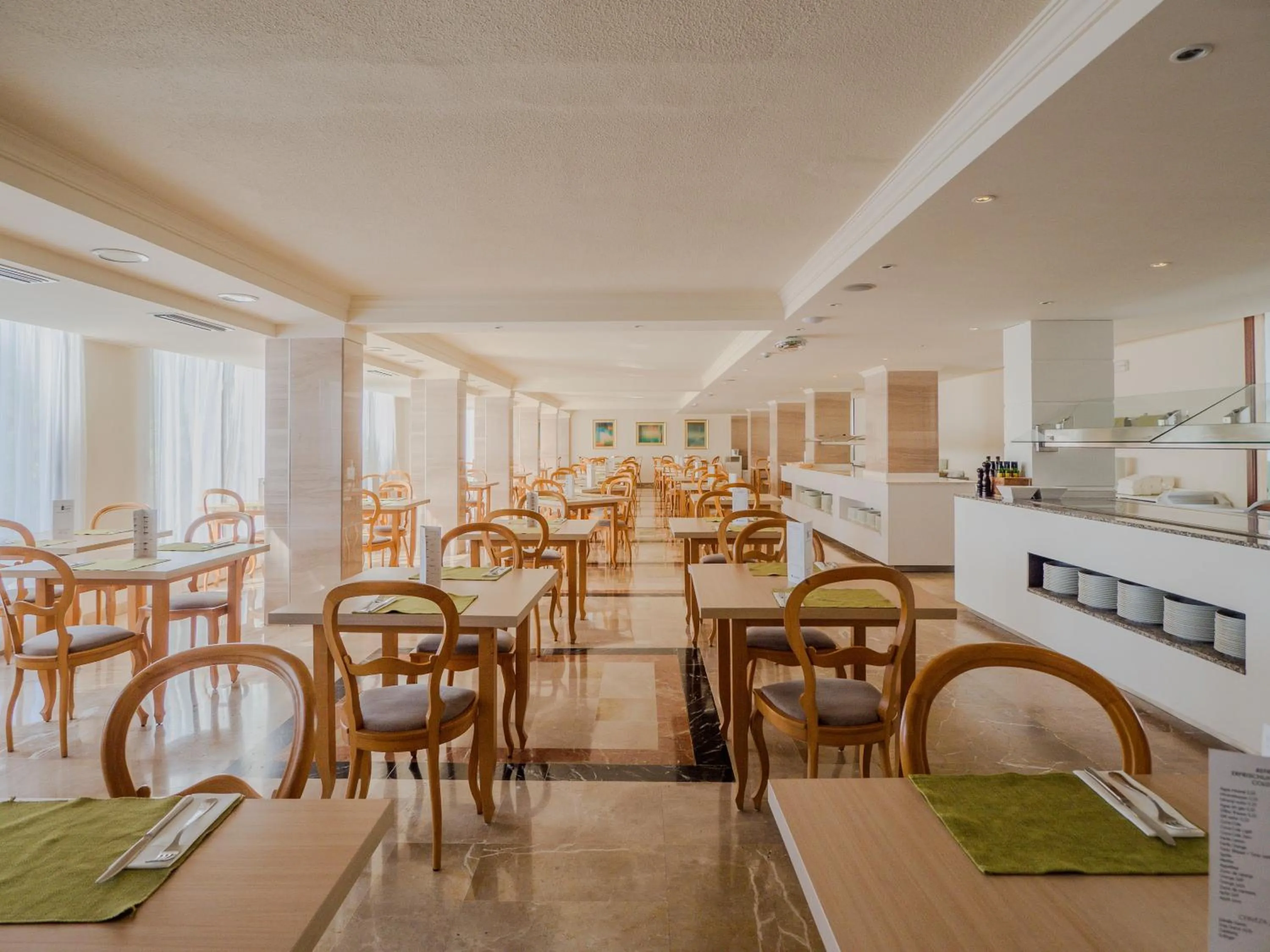 Restaurant/places to eat in Hotel La Santa Maria