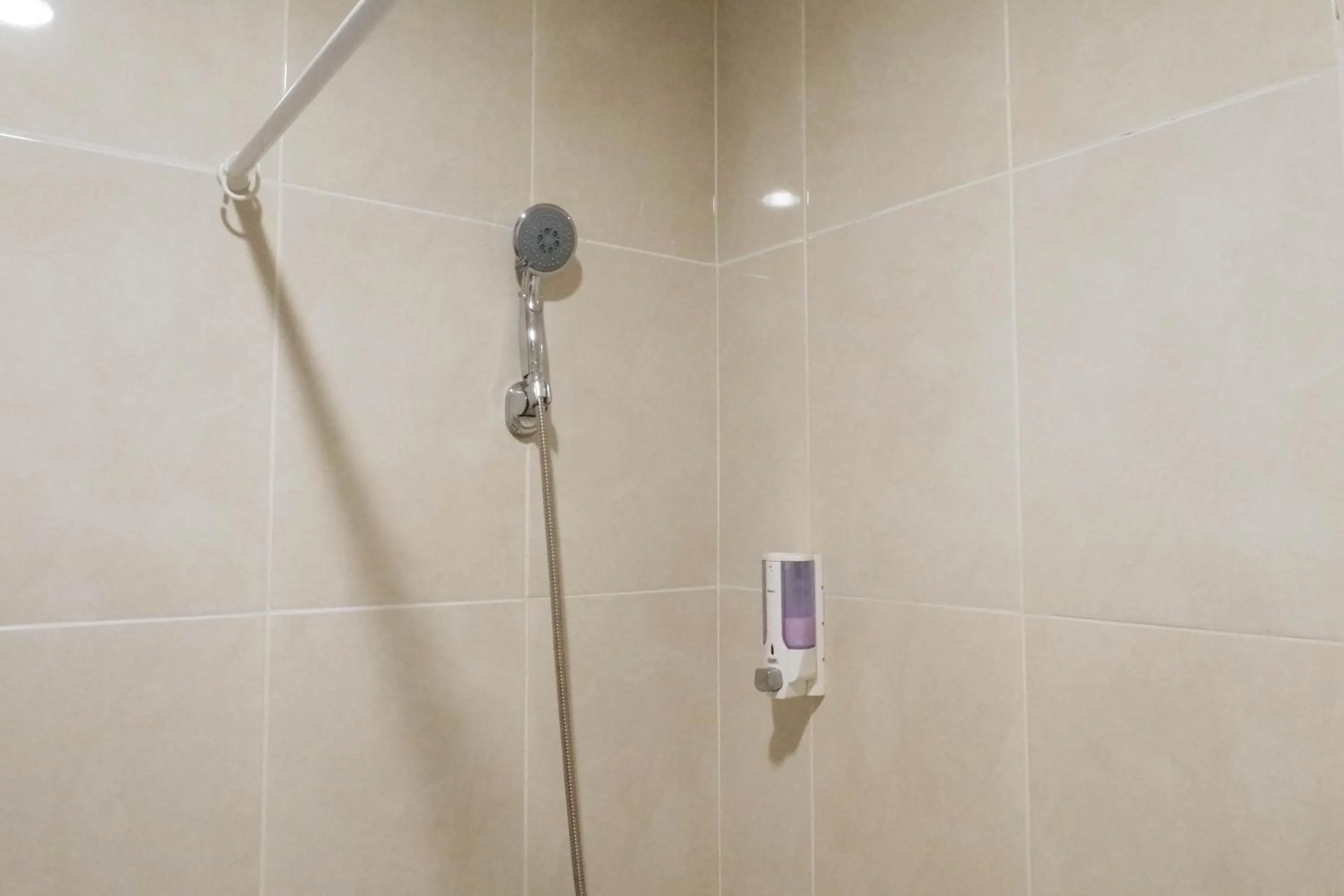 Scenic Modern 2BR Apartment at Trillium Residence By Travelio