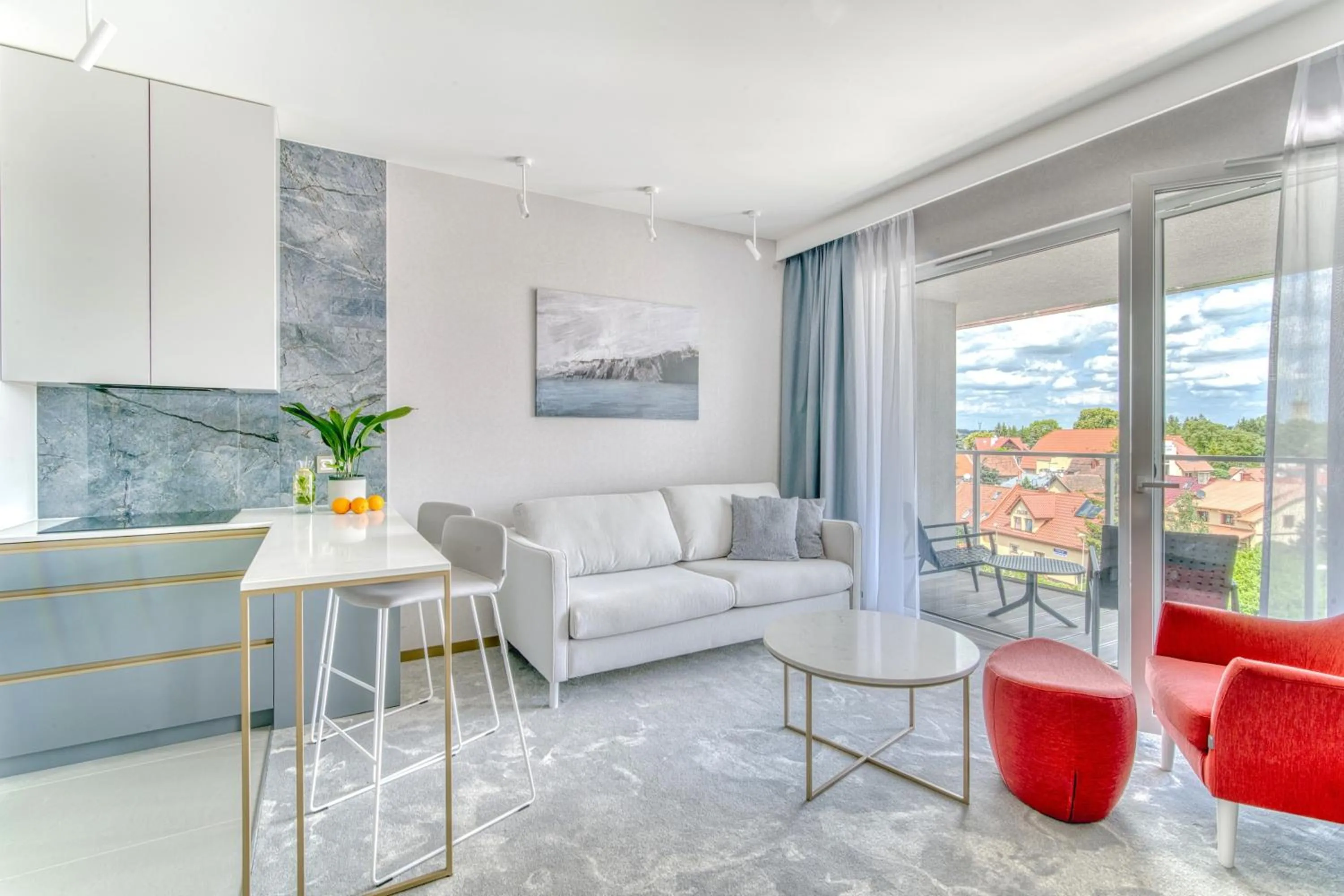 Kitchen or kitchenette in Apartamenty Premium N11 Mikołajki - Destigo Hotels