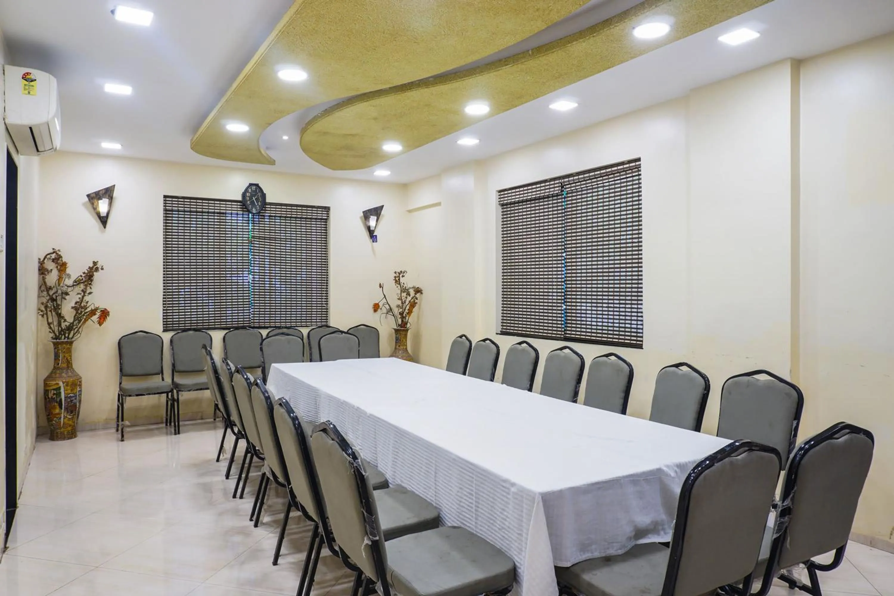 Other in Super Townhouse Oak Prabhat Road