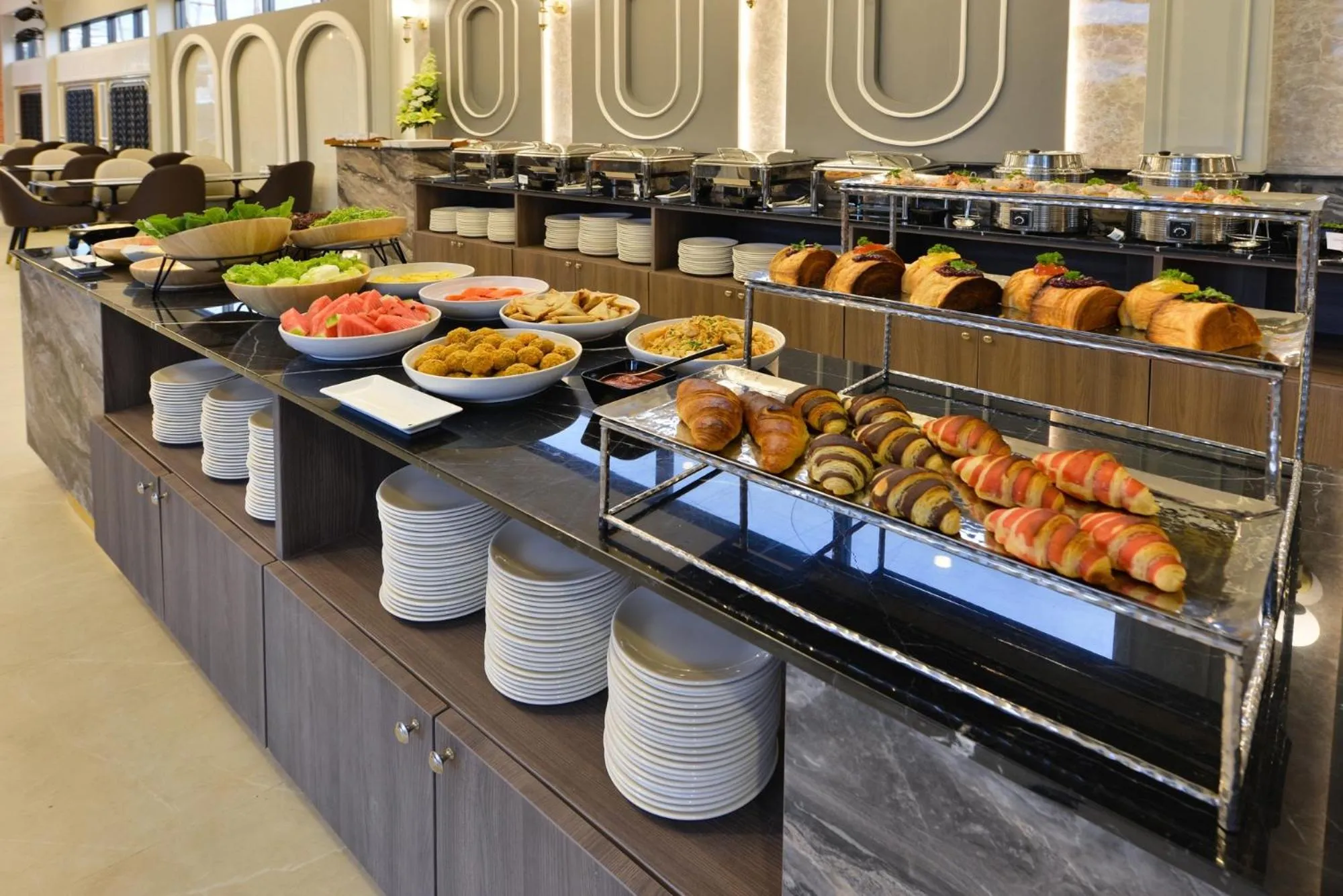 Restaurant/places to eat in Kastel Pattaya Hotel