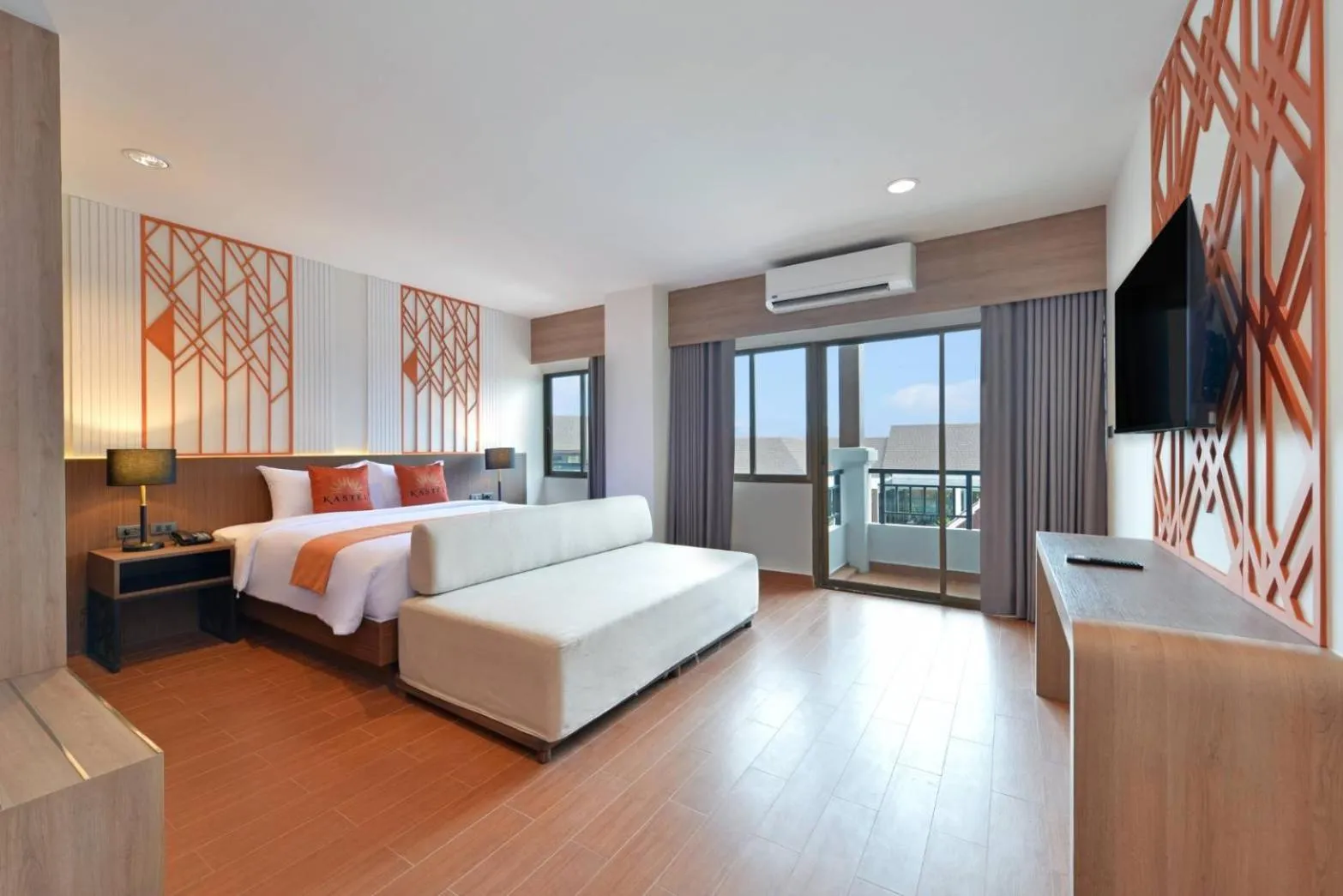 Bedroom, Bed in Kastel Pattaya Hotel