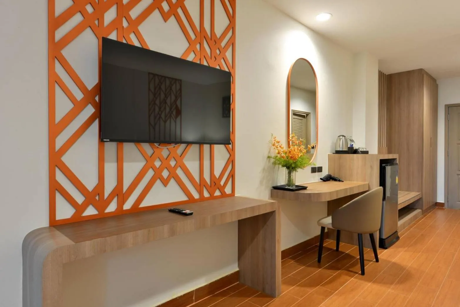 TV and multimedia in Kastel Pattaya Hotel