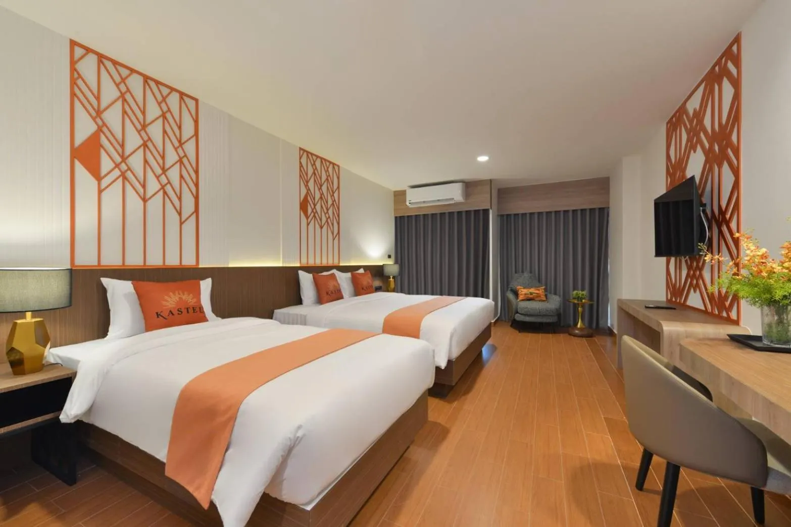 Bedroom, Bed in Kastel Pattaya Hotel